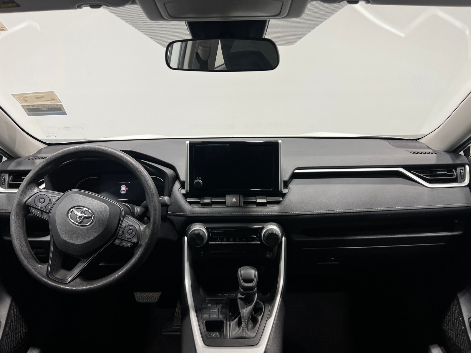 Thumbnail: 2025 Toyota RAV4 - 3