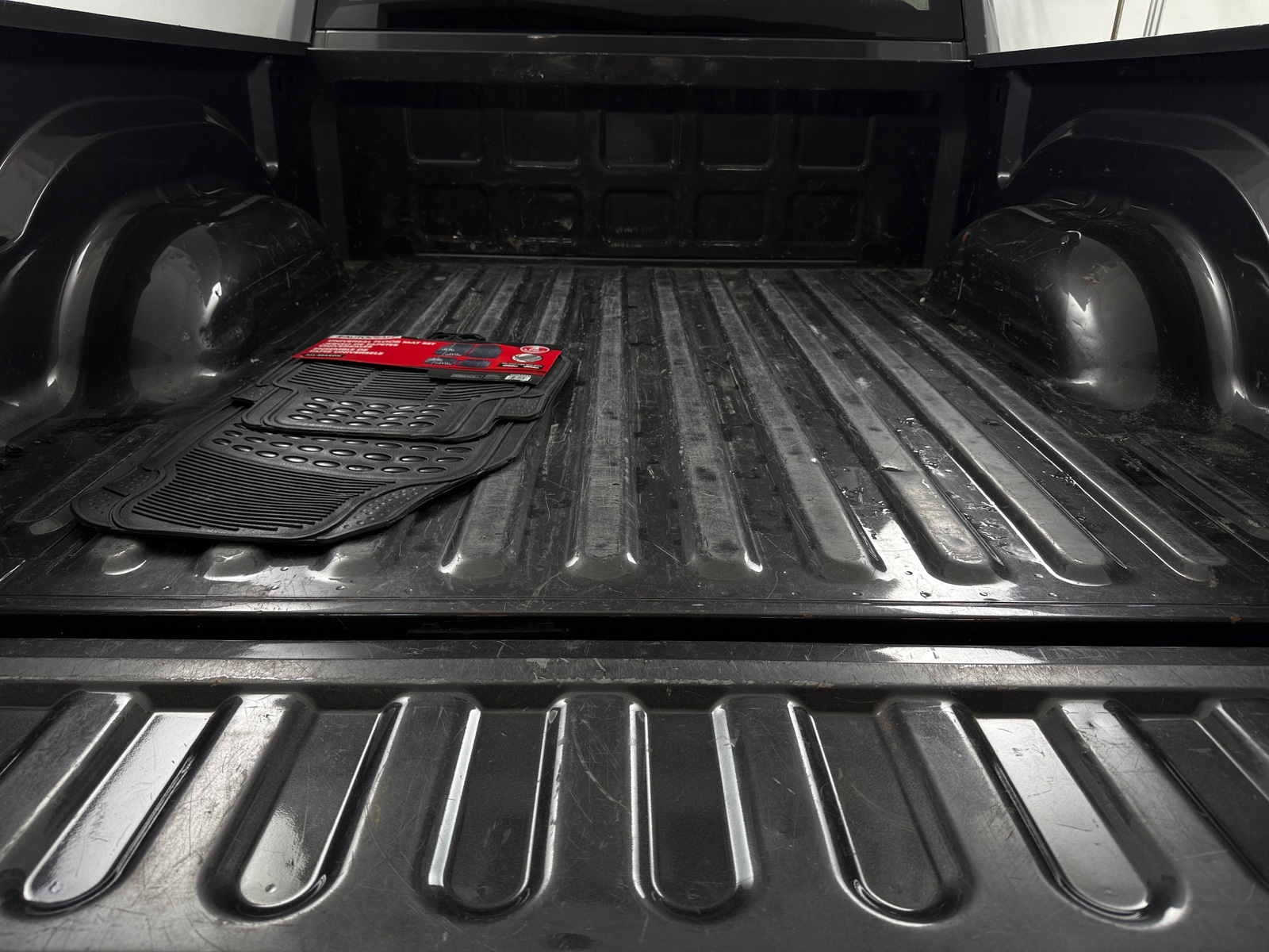 Thumbnail: 2024 RAM 1500 Classic - 7