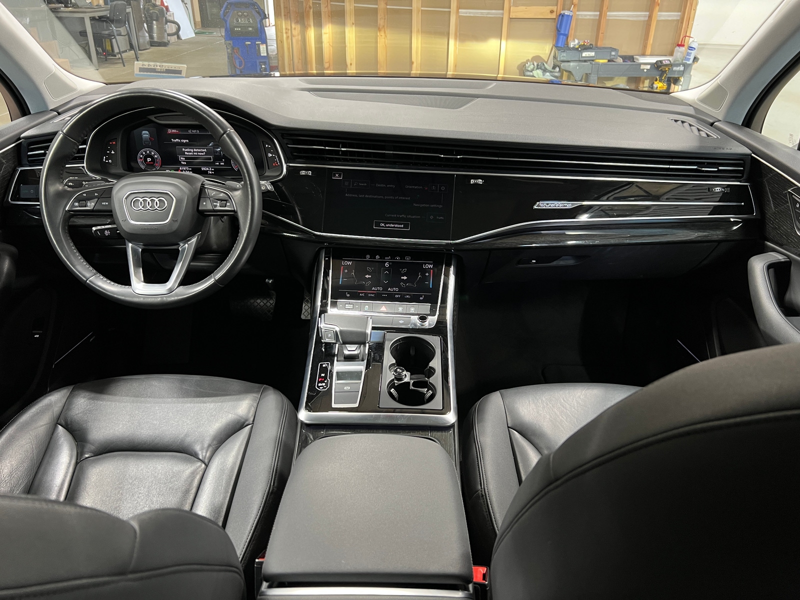 Thumbnail: 2020 Audi Q7 - 3