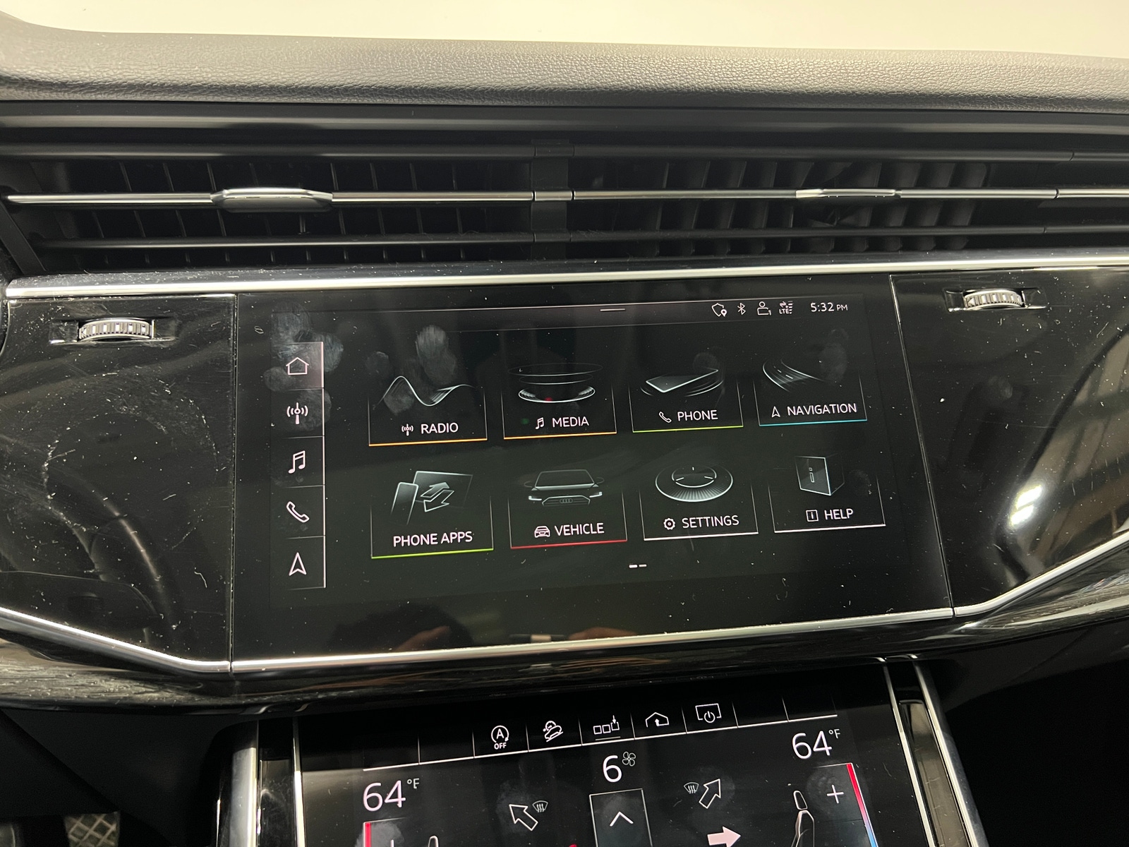 Thumbnail: 2020 Audi Q7 - 4