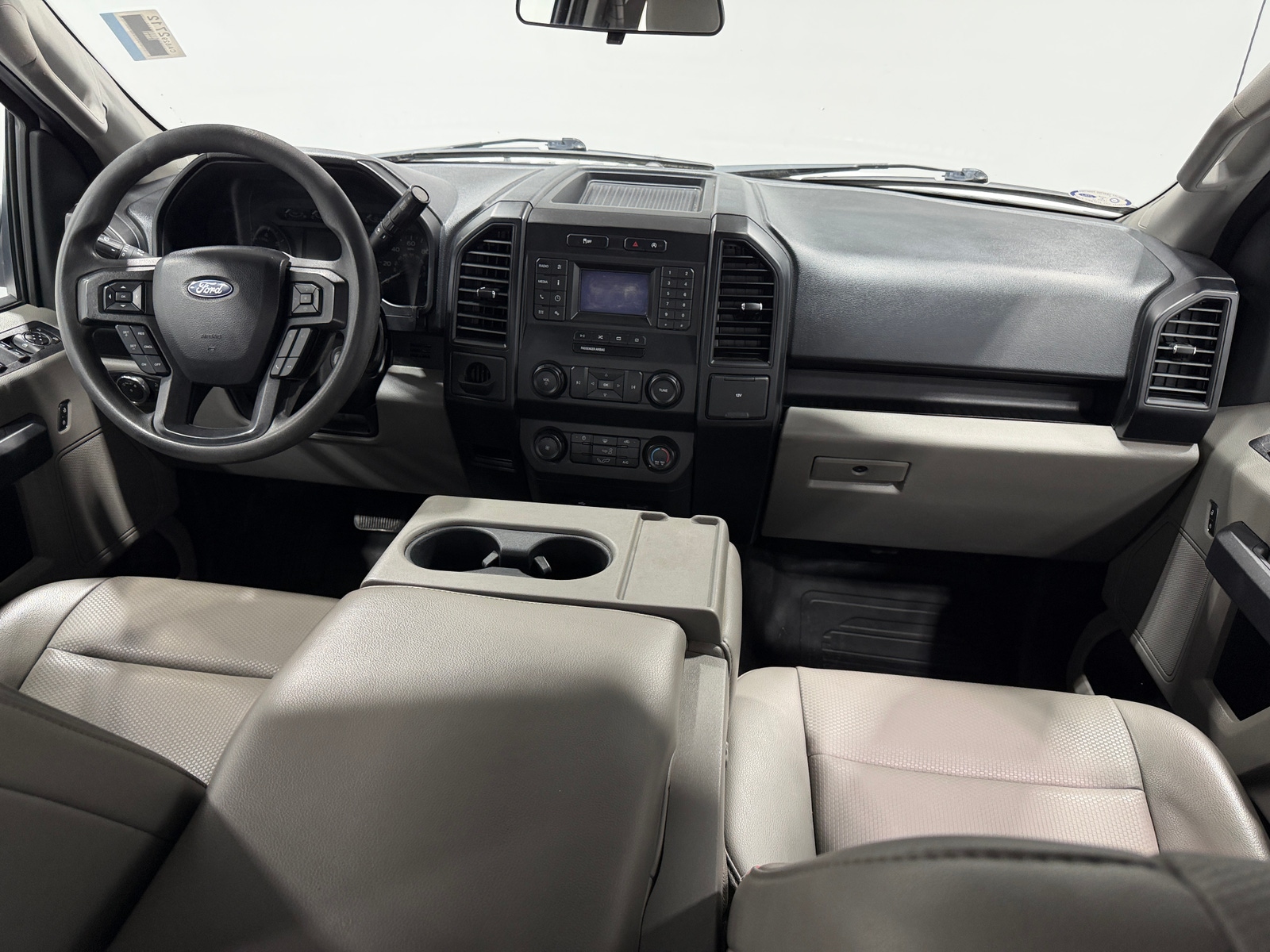 Thumbnail: 2020 Ford Econoline - 3