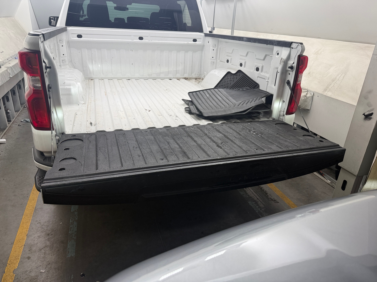 Thumbnail: 2026 Chevrolet Silverado 1500 - 7