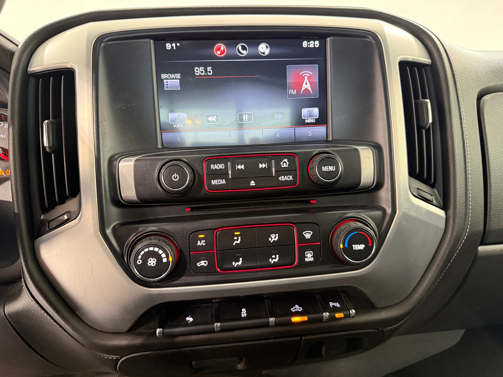 Thumbnail: 2015 GMC Sierra 1500 - 4