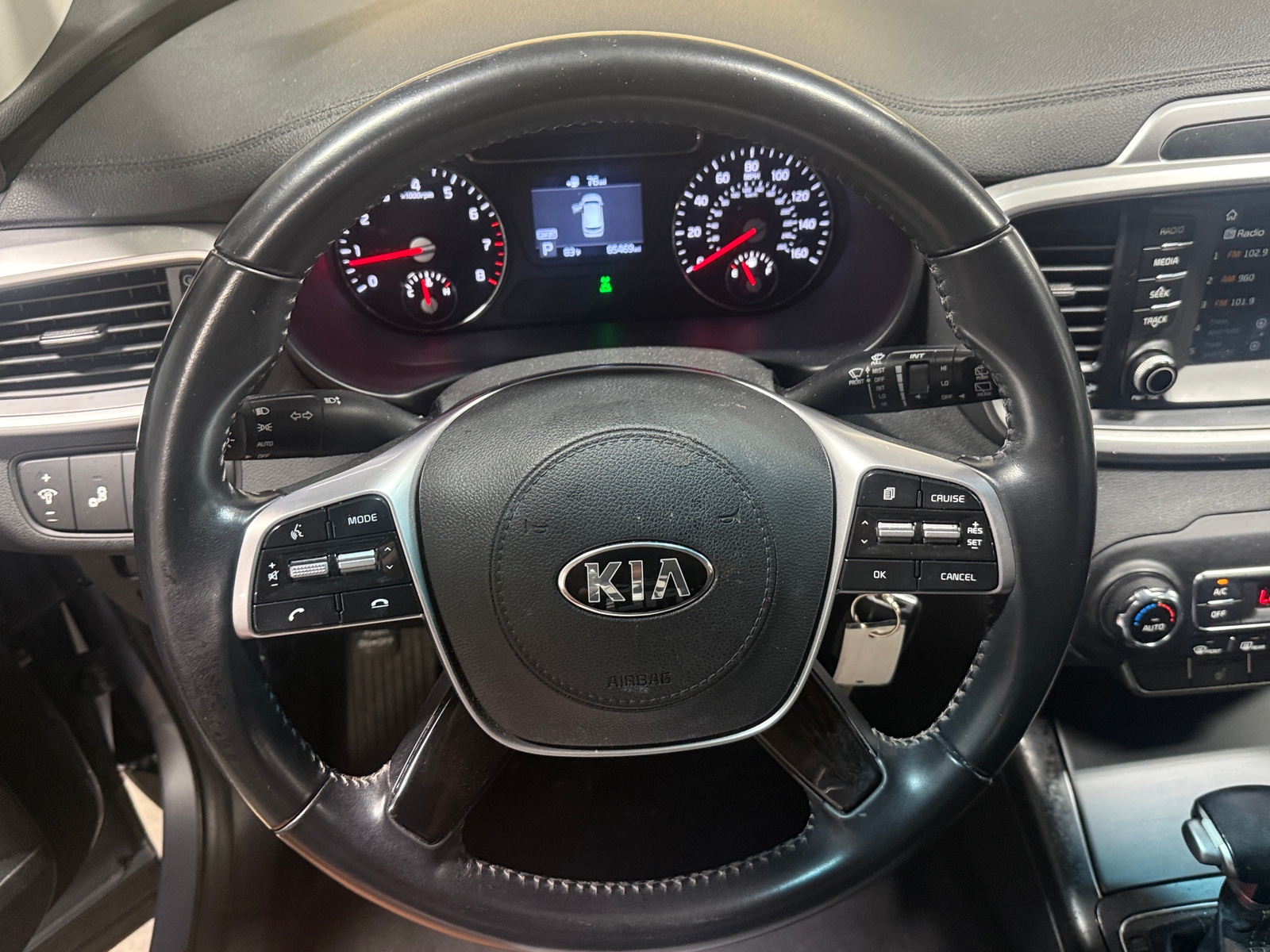 Thumbnail: 2020 Kia Sorento - 5