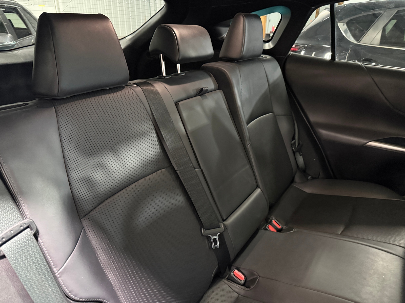 Thumbnail: 2021 Toyota Venza - 6