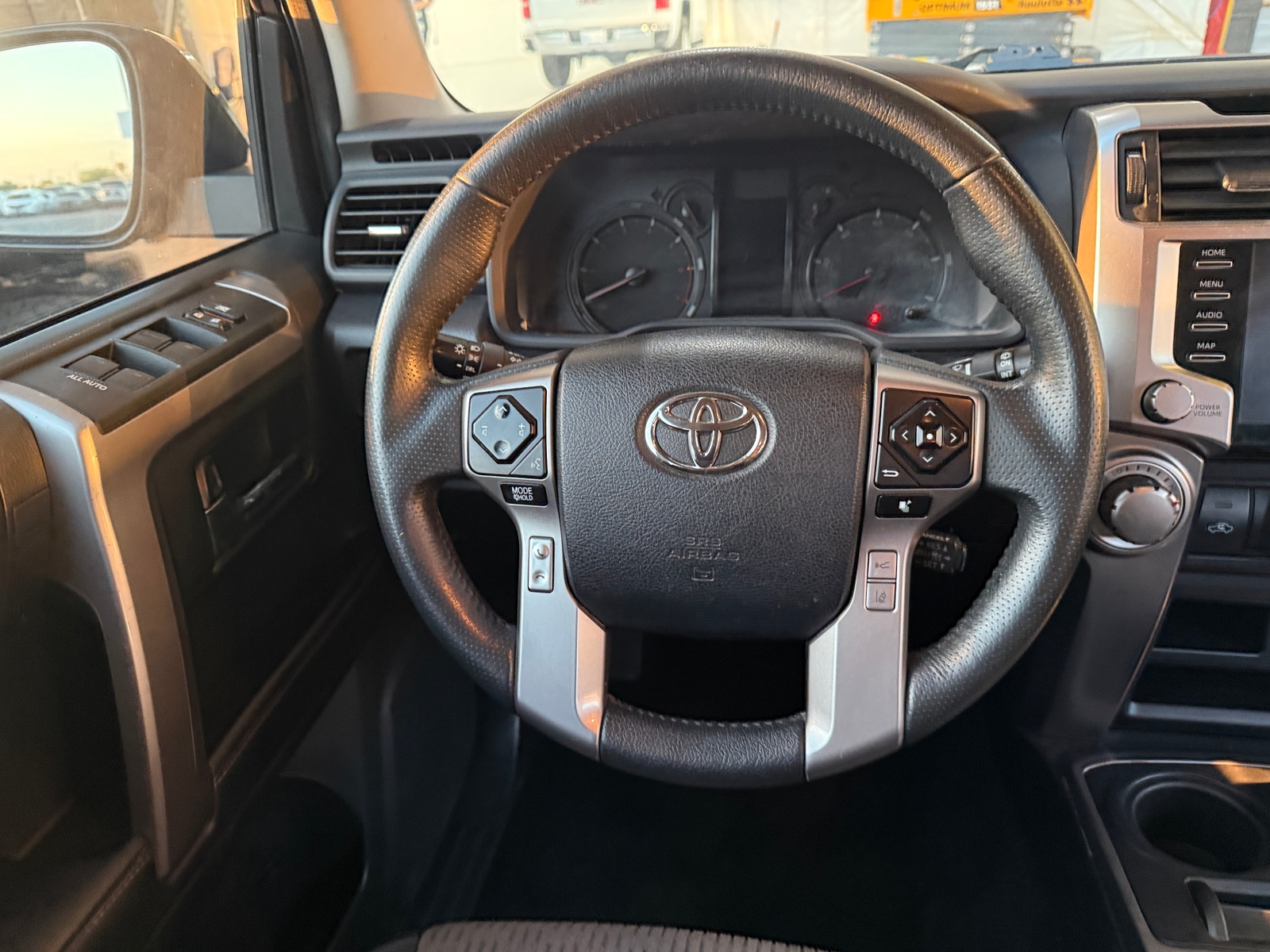 Thumbnail: 2020 Toyota 4Runner - 5