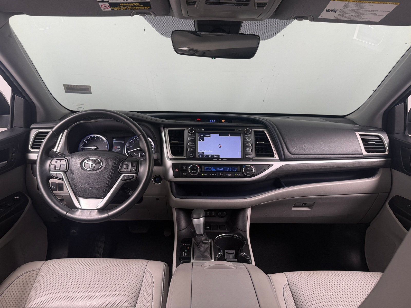 Thumbnail: 2017 Toyota Highlander - 3