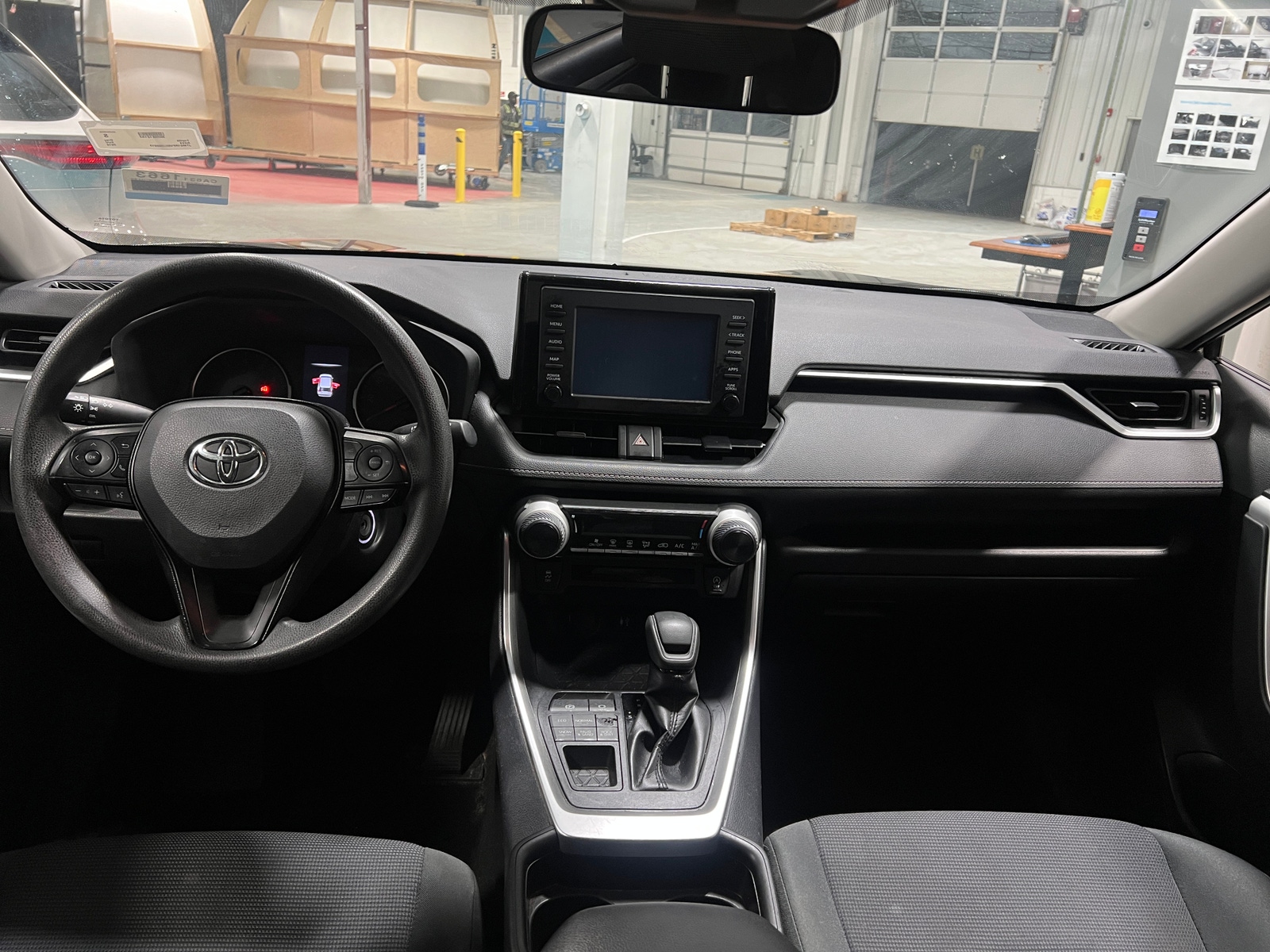 Thumbnail: 2019 Toyota RAV4 - 3