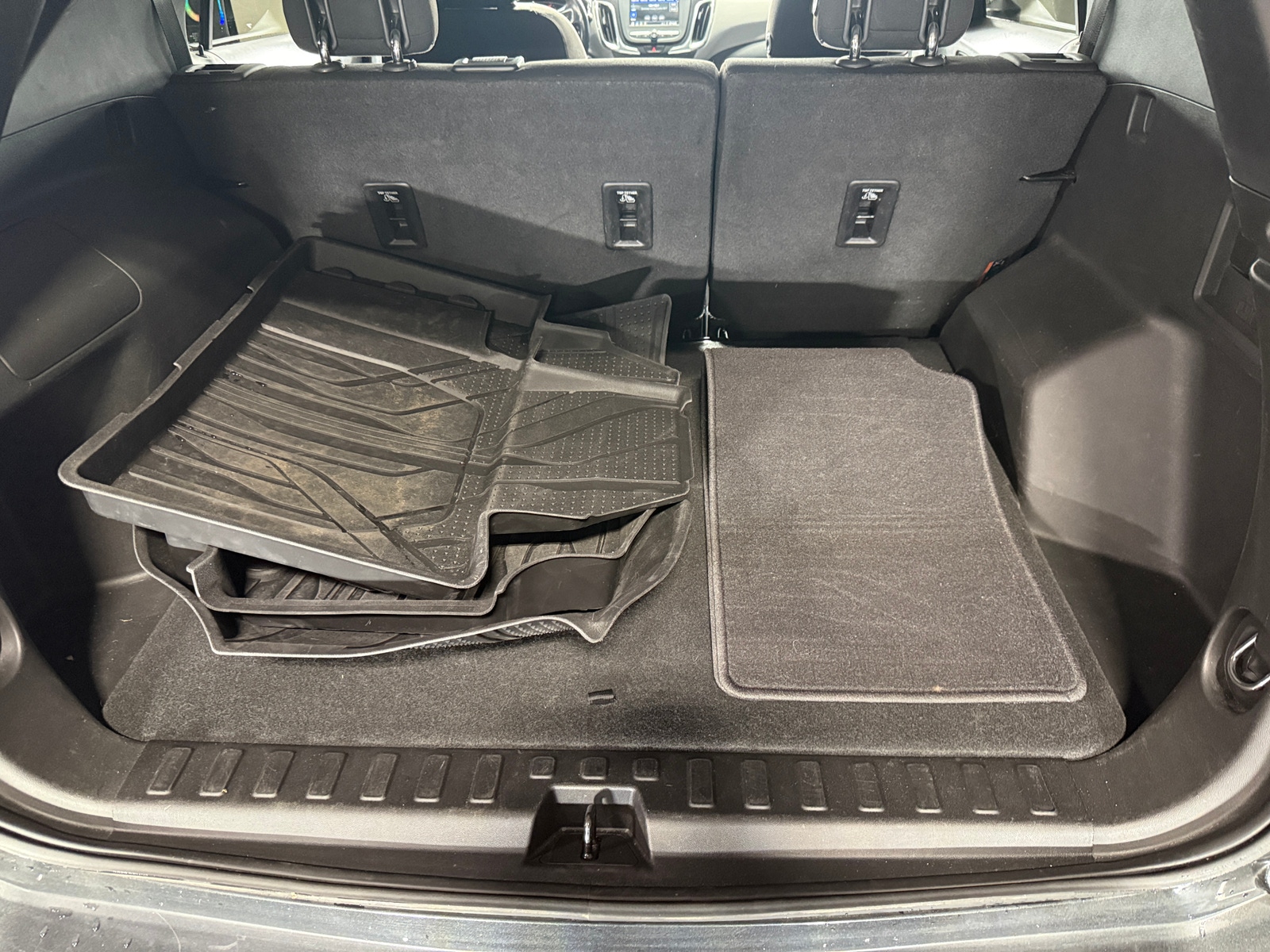 Thumbnail: 2019 Chevrolet Equinox - 7