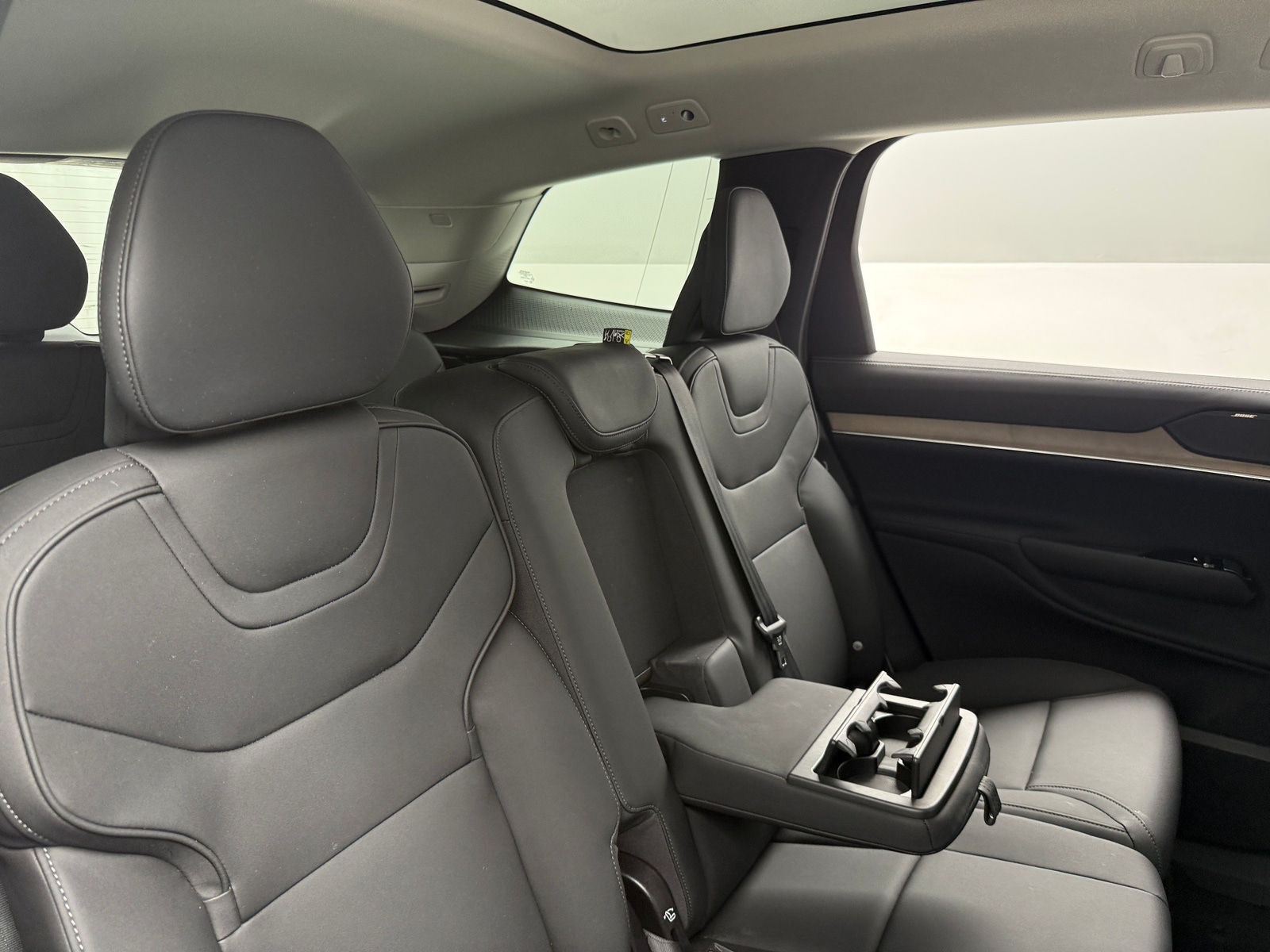 Thumbnail: 2025 Volvo EX90 - 5