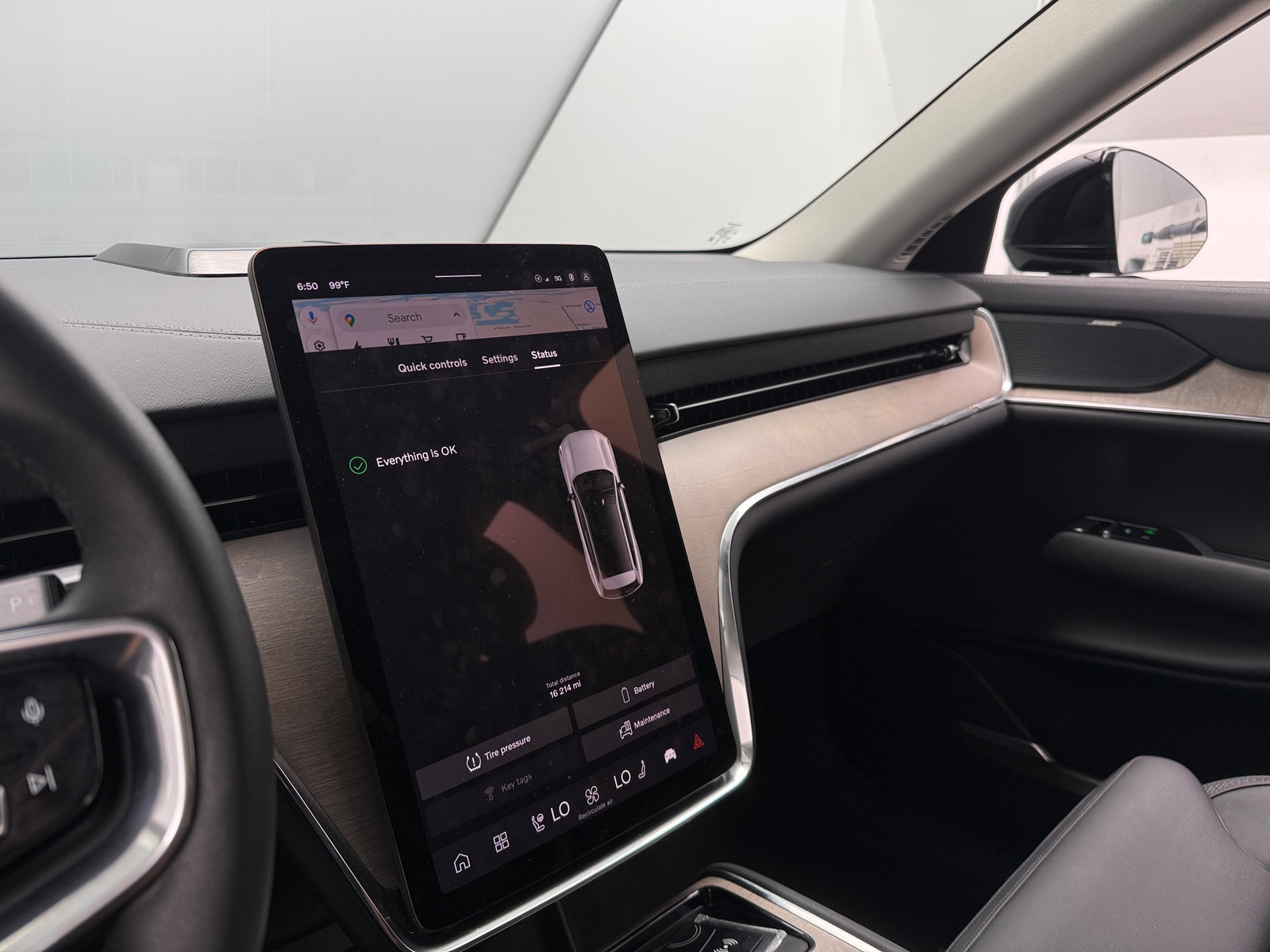 Thumbnail: 2025 Volvo EX90 - 3