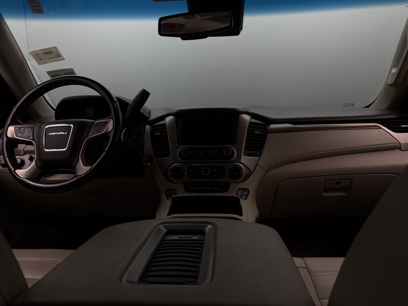 Thumbnail: 2019 GMC Yukon XL - 2