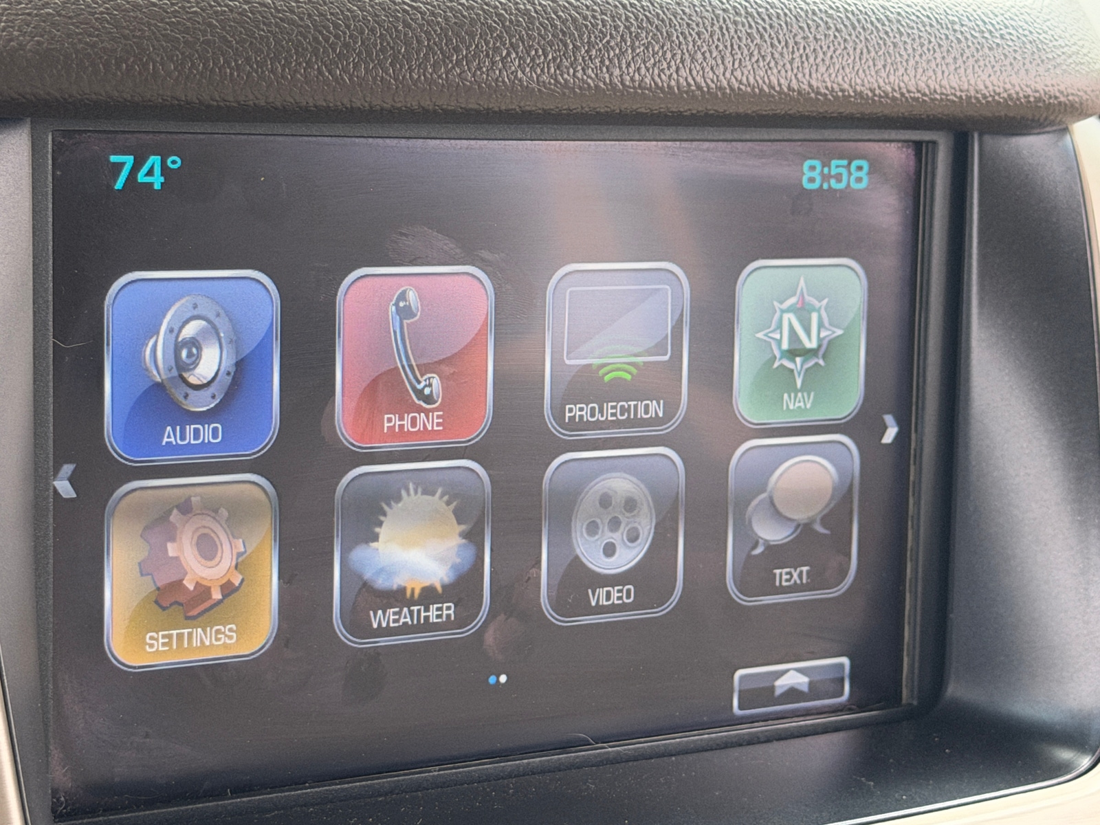 Thumbnail: 2019 GMC Yukon XL - 3