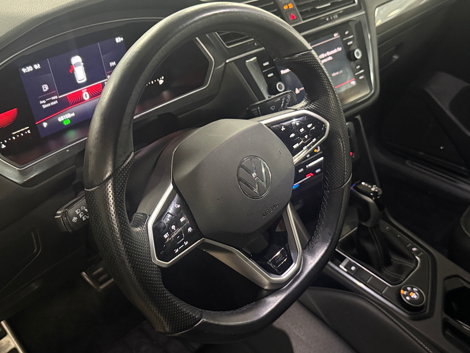 Thumbnail: 2022 Volkswagen Tiguan - 5