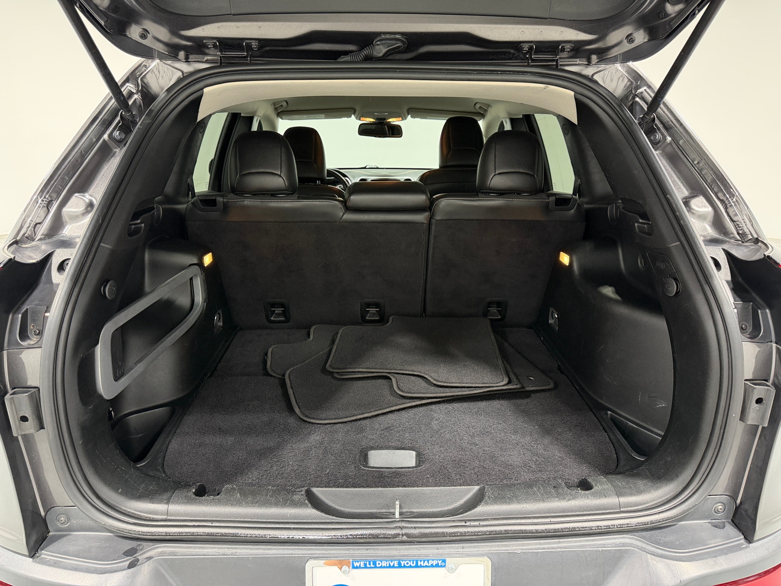 Thumbnail: 2018 Jeep Cherokee - 7