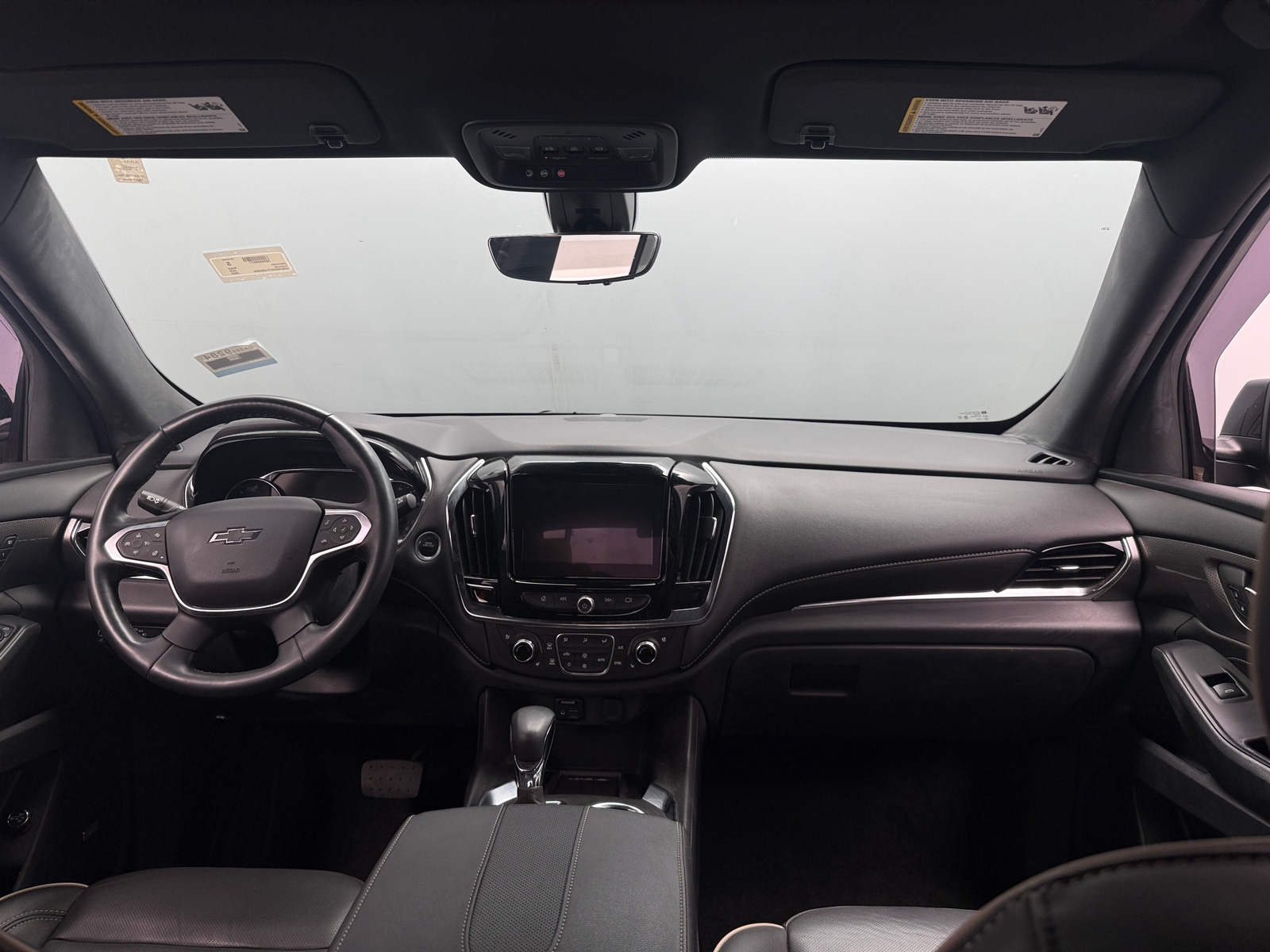 Thumbnail: 2023 Chevrolet Traverse - 2