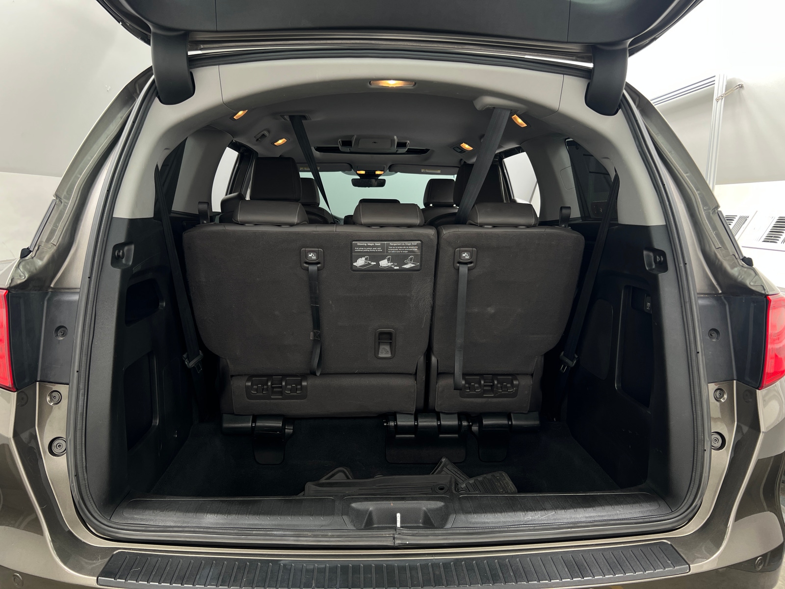 Thumbnail: 2021 Honda Odyssey - 7