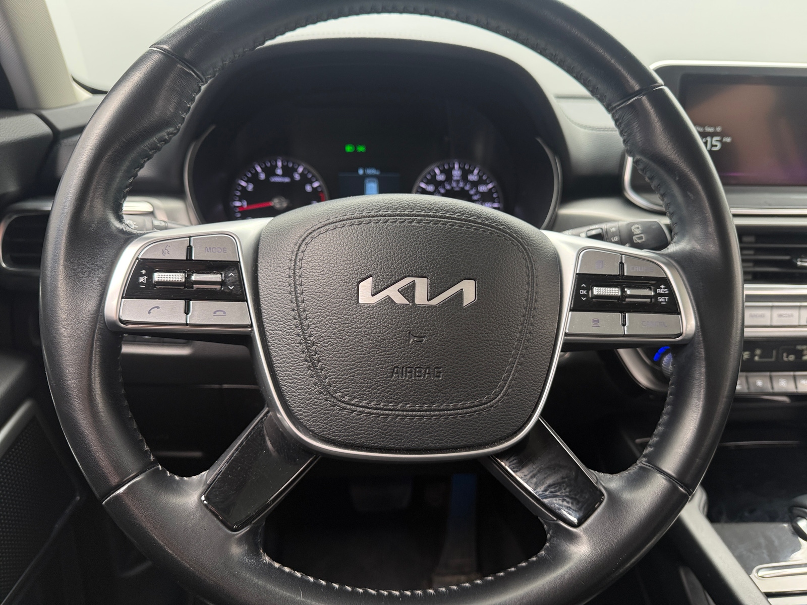 Thumbnail: 2022 Kia Telluride - 4