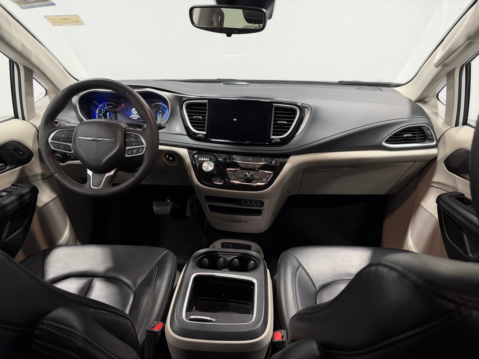 Thumbnail: 2024 Chrysler Pacifica - 2