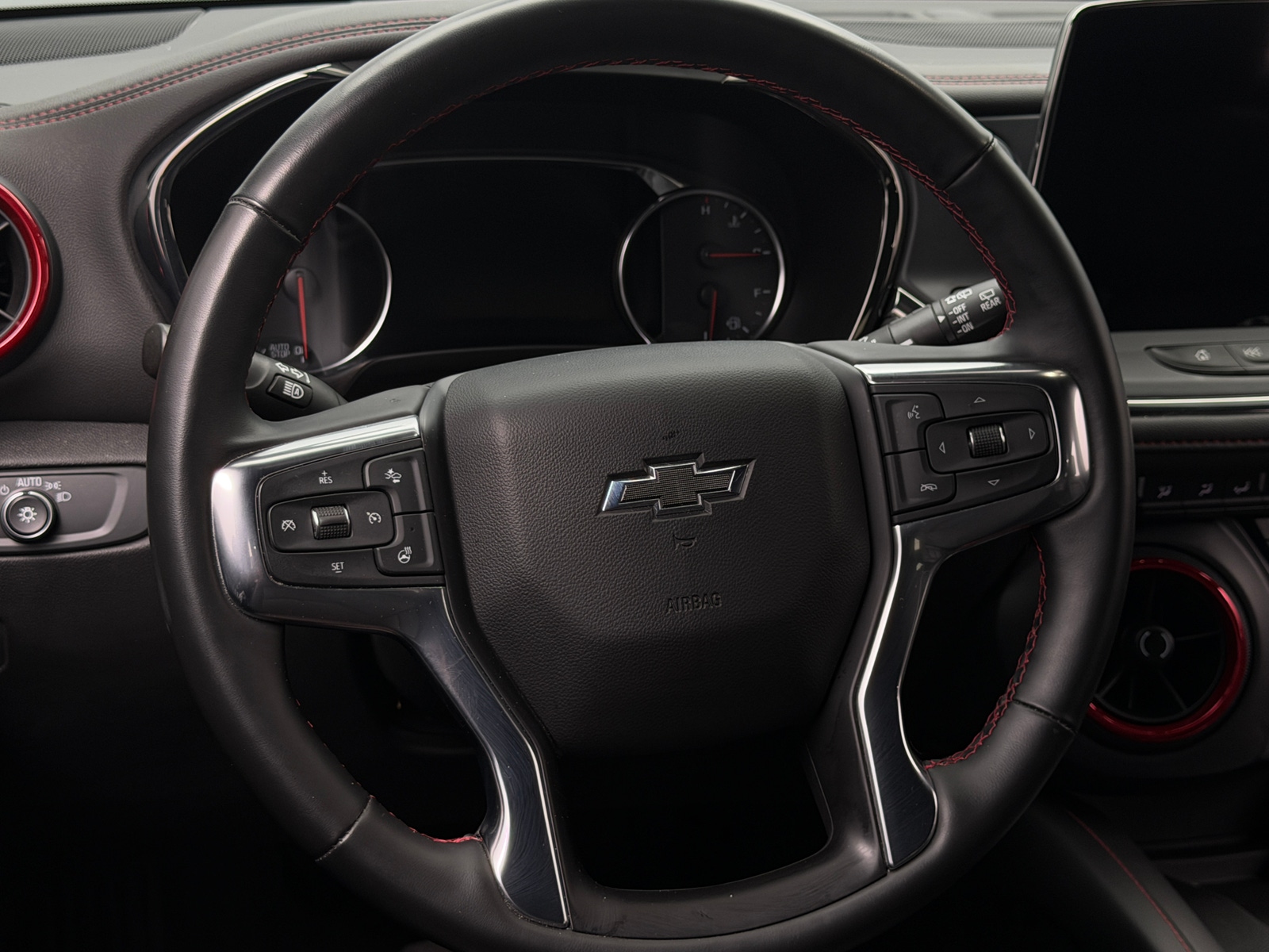 Thumbnail: 2025 Chevrolet Blazer - 4