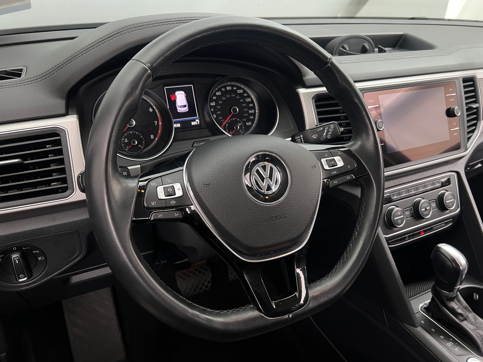 Thumbnail: 2019 Volkswagen Atlas - 5