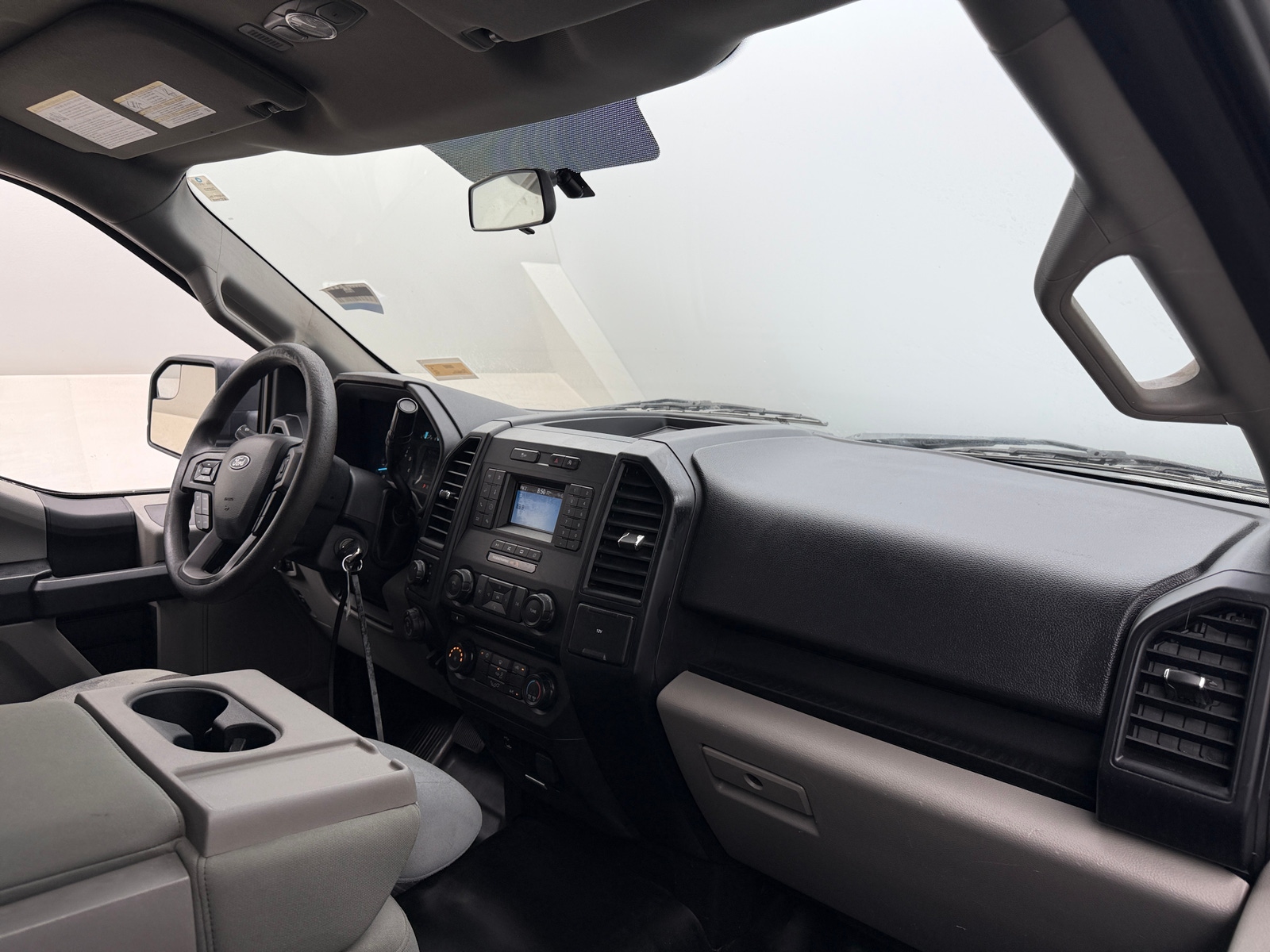 Thumbnail: 2018 Ford Econoline - 3