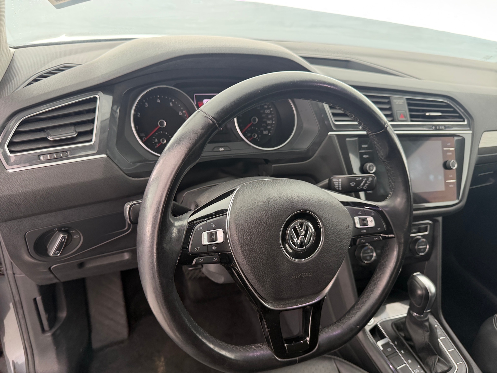 Thumbnail: 2019 Volkswagen Tiguan - 5