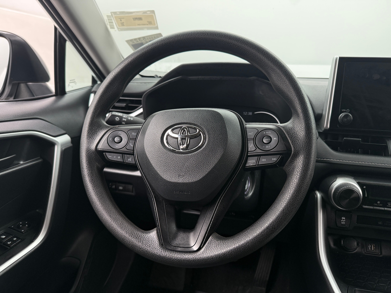 Thumbnail: 2025 Toyota RAV4 - 5