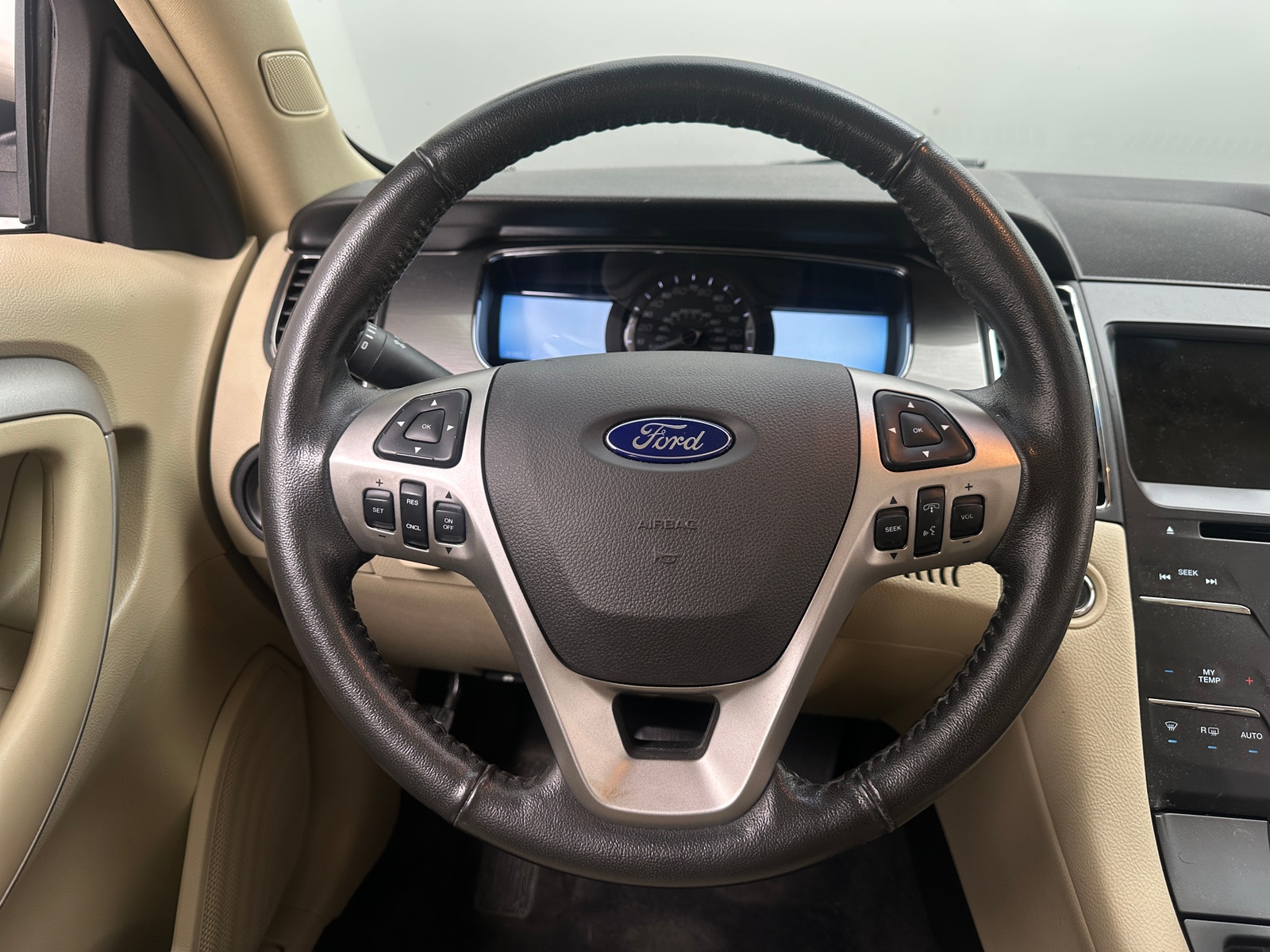 Thumbnail: 2017 Ford Taurus - 5
