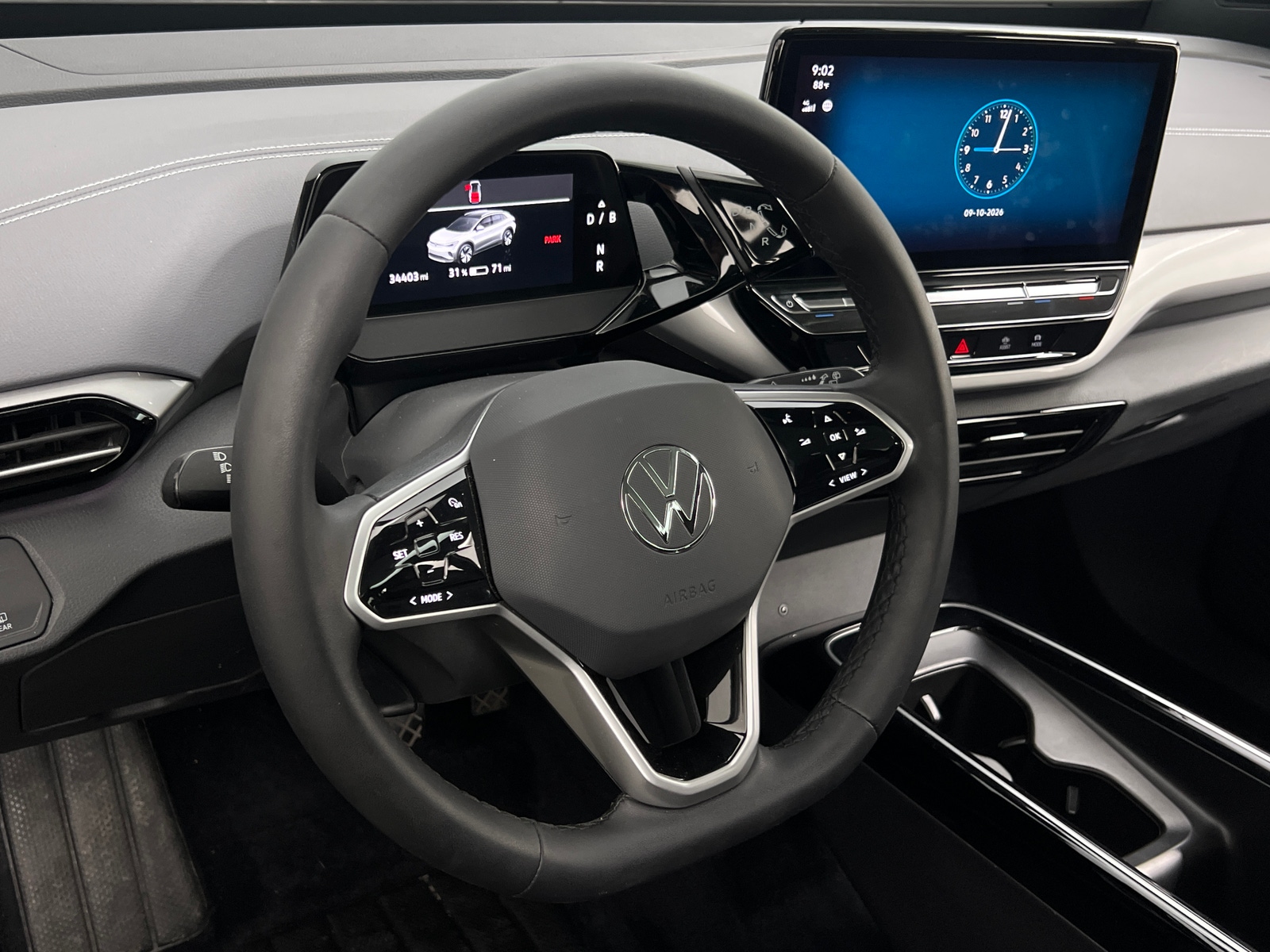 Thumbnail: 2023 Volkswagen ID.4 - 4