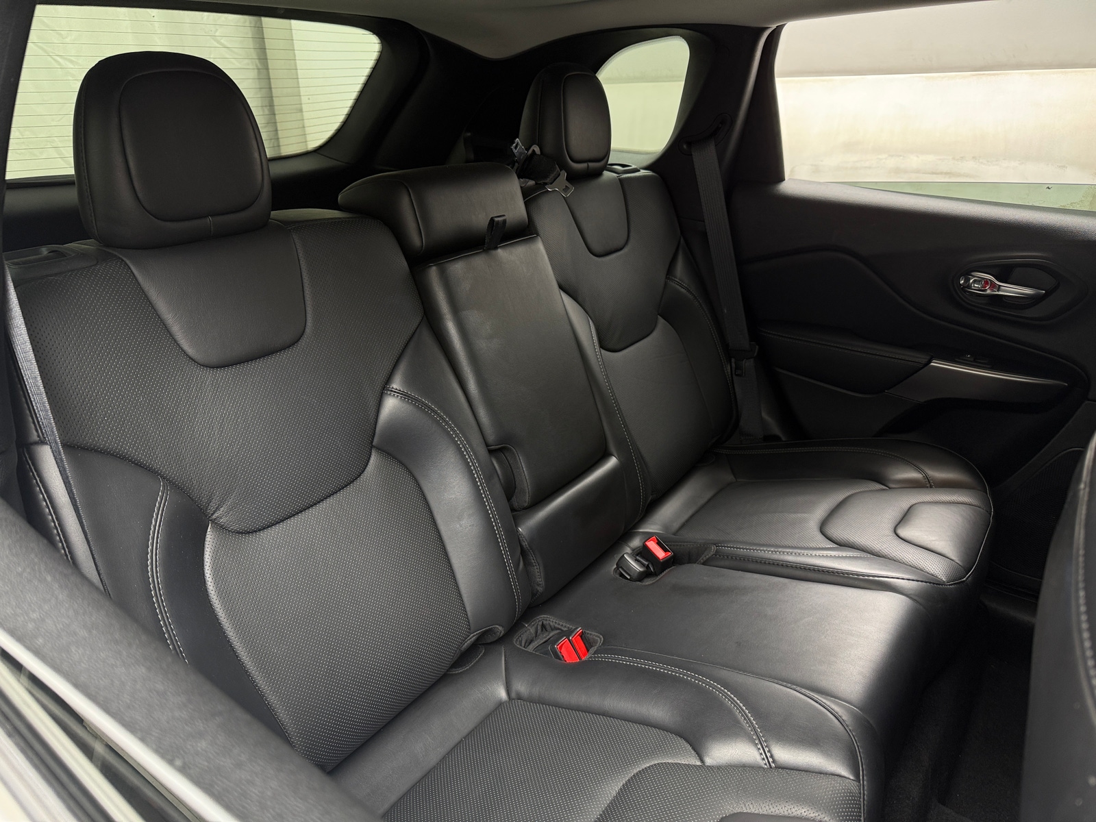Thumbnail: 2021 Jeep Cherokee - 5