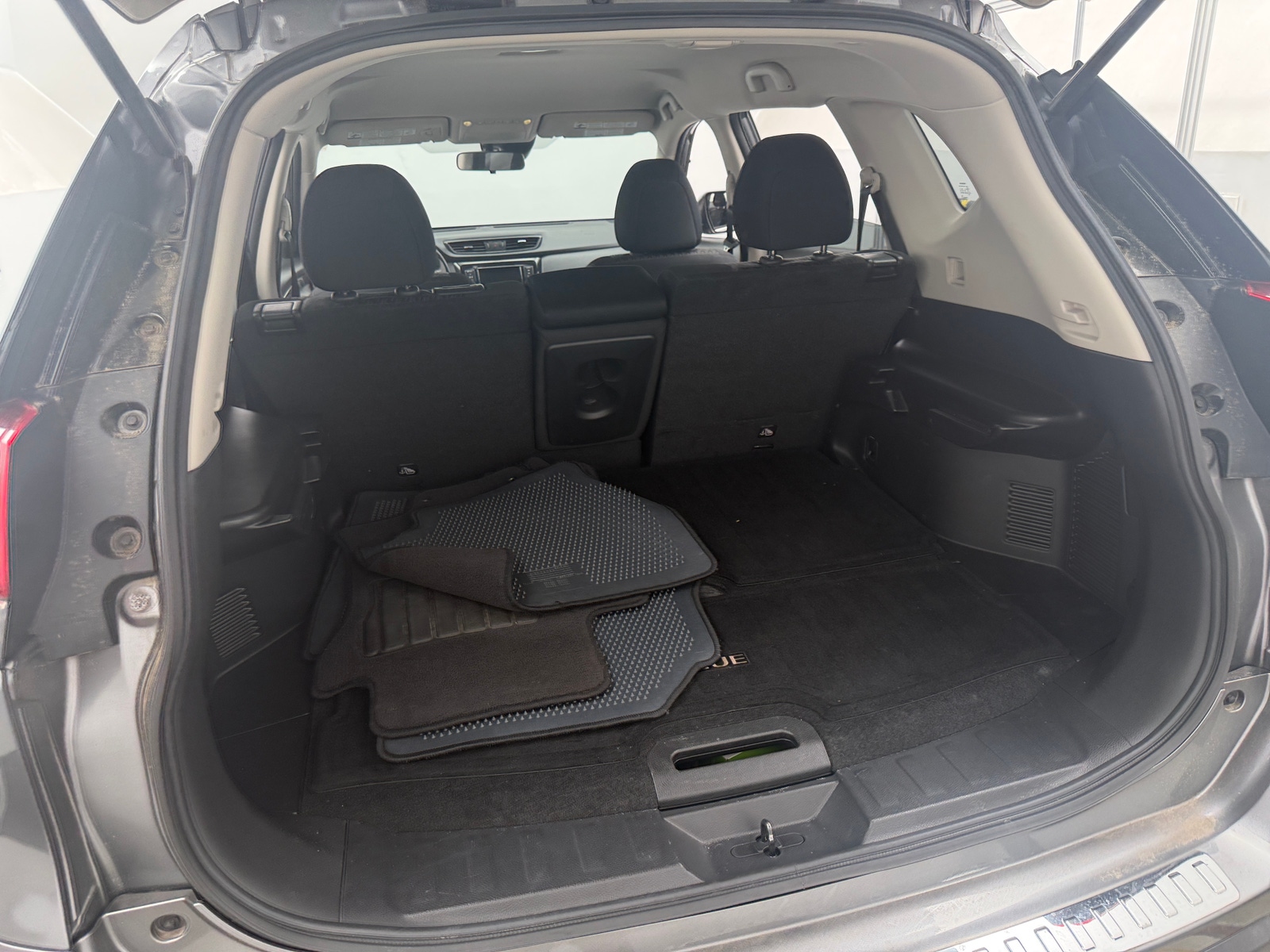 Thumbnail: 2019 Nissan Rogue - 7