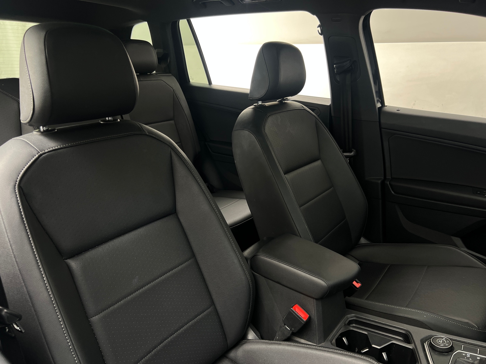 Thumbnail: 2019 Volkswagen Tiguan - 2