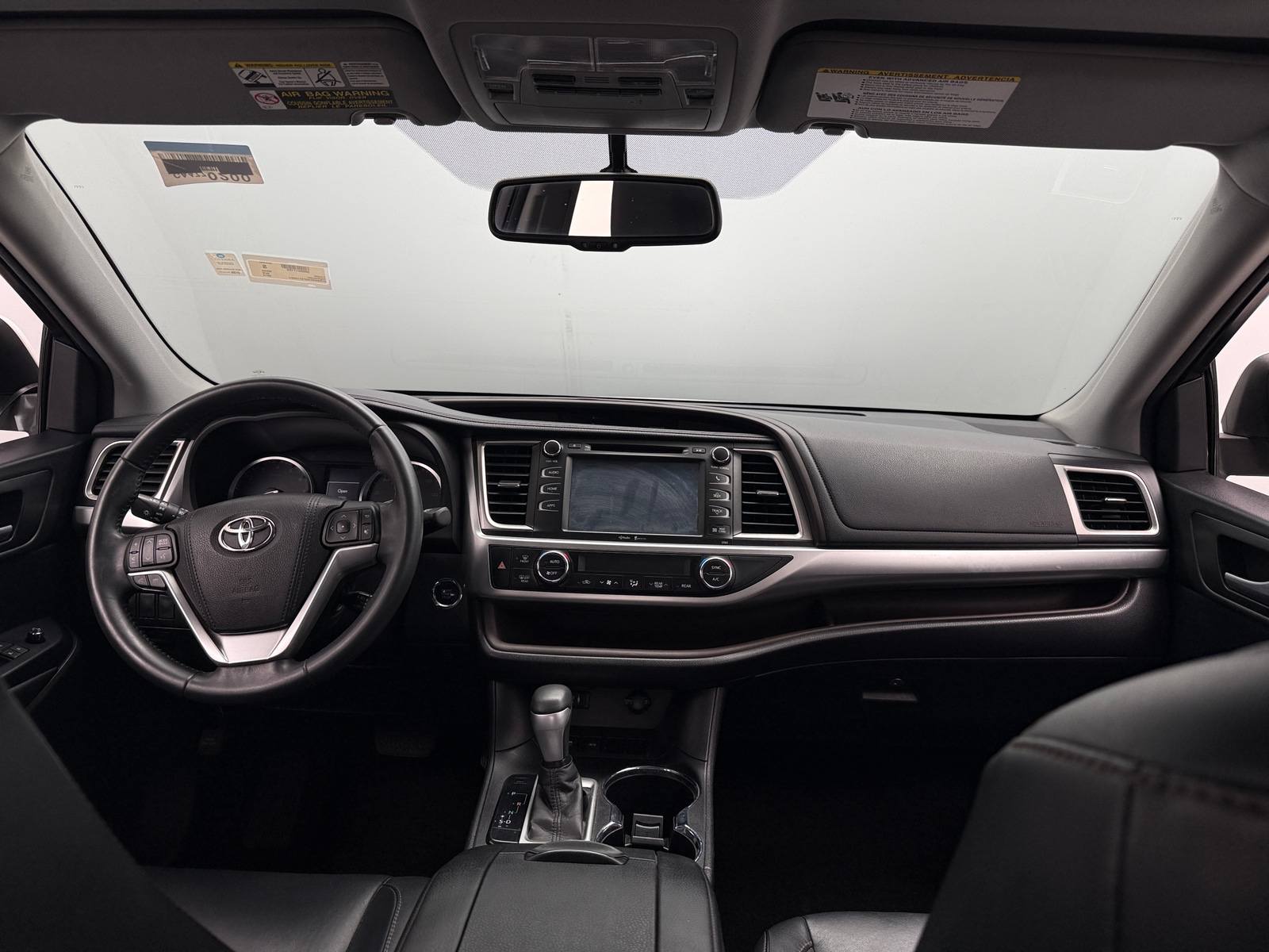 Thumbnail: 2015 Toyota Highlander - 2