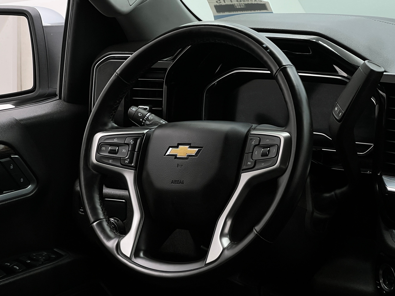 Thumbnail: 2025 Chevrolet Silverado 1500 - 5