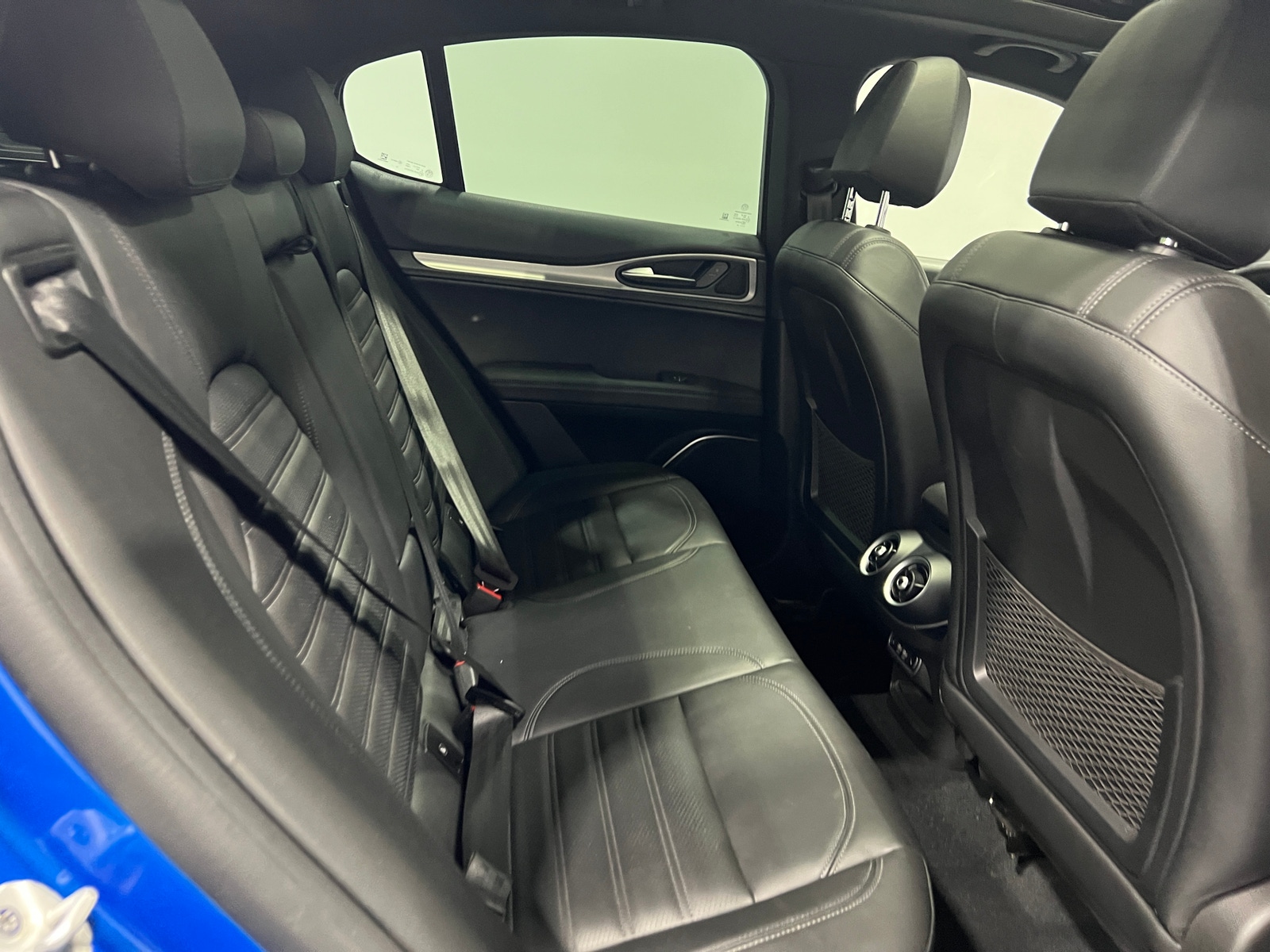 Thumbnail: 2022 Alfa Romeo Stelvio - 5