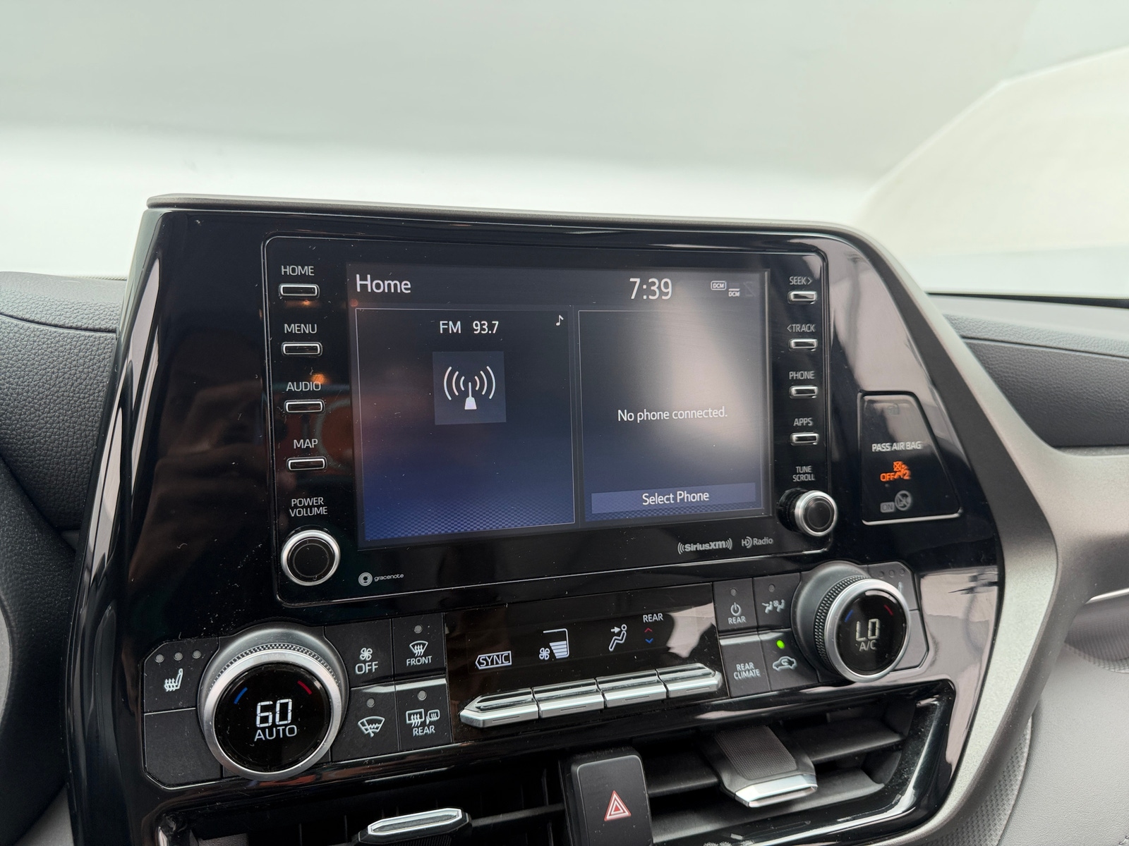 Thumbnail: 2020 Toyota Highlander - 3
