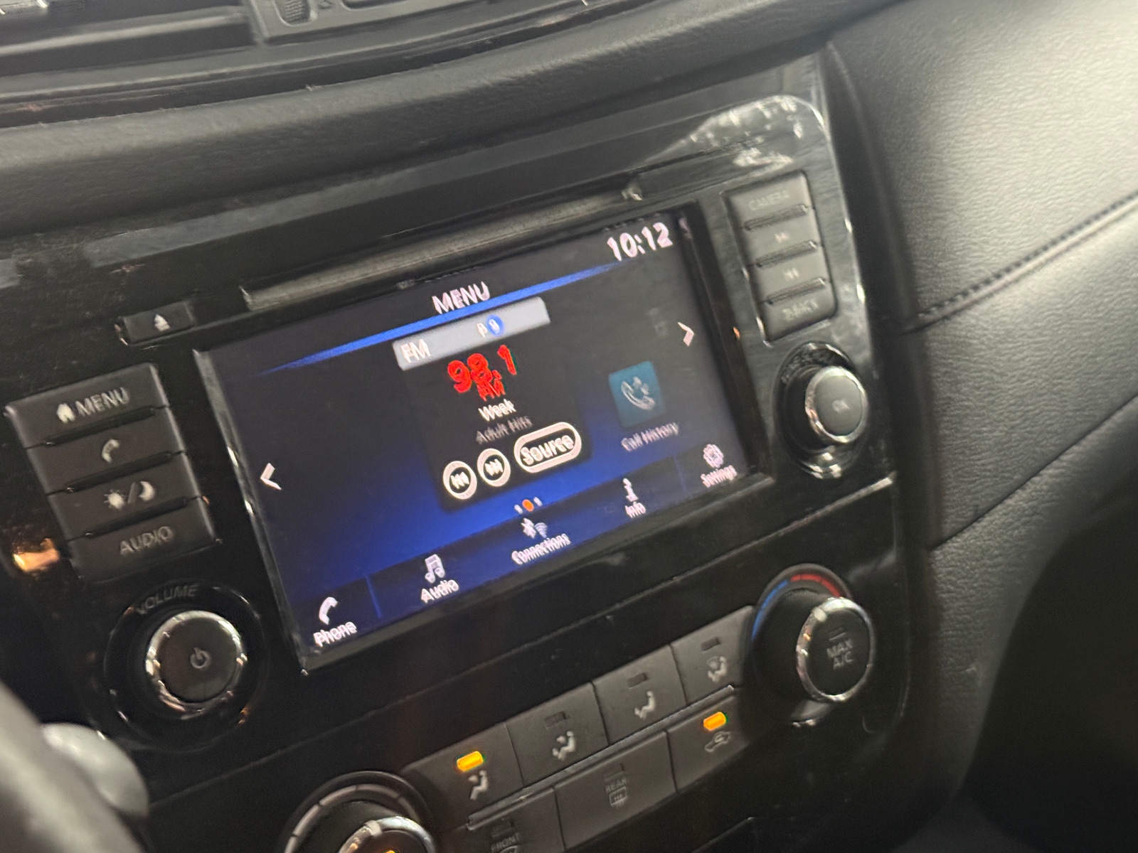 Thumbnail: 2018 Nissan Rogue - 4