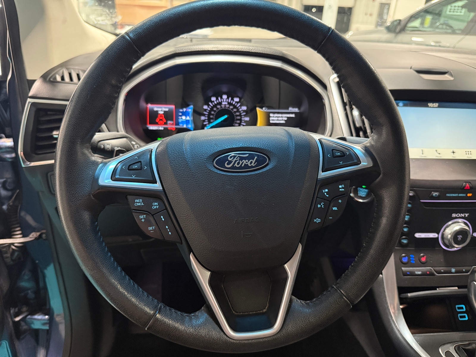 Thumbnail: 2018 Ford Edge - 4