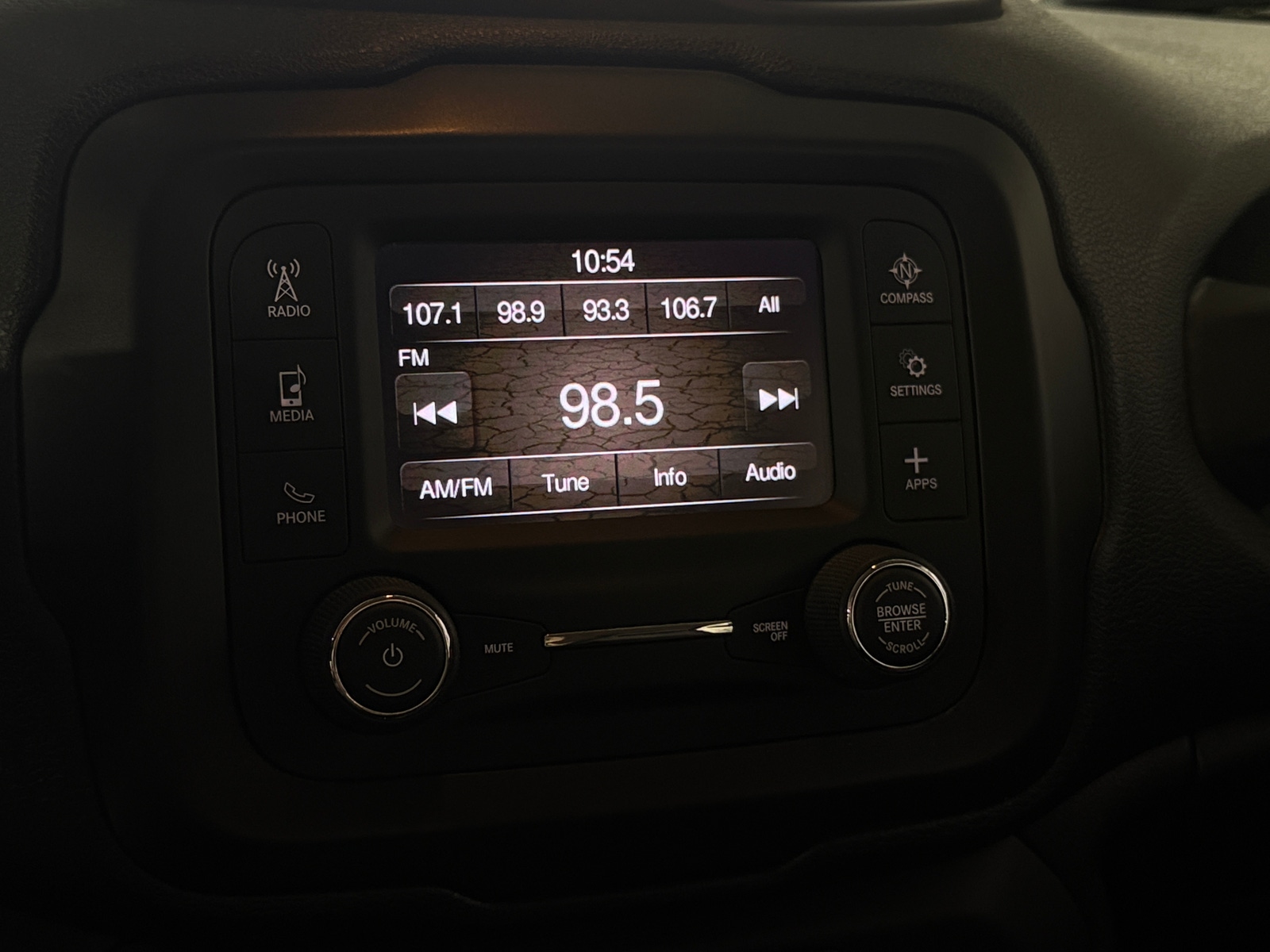 Thumbnail: 2020 Jeep Renegade - 4
