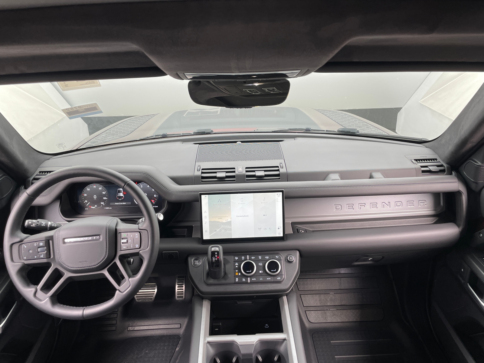 Thumbnail: 2025 Land Rover Defender - 3