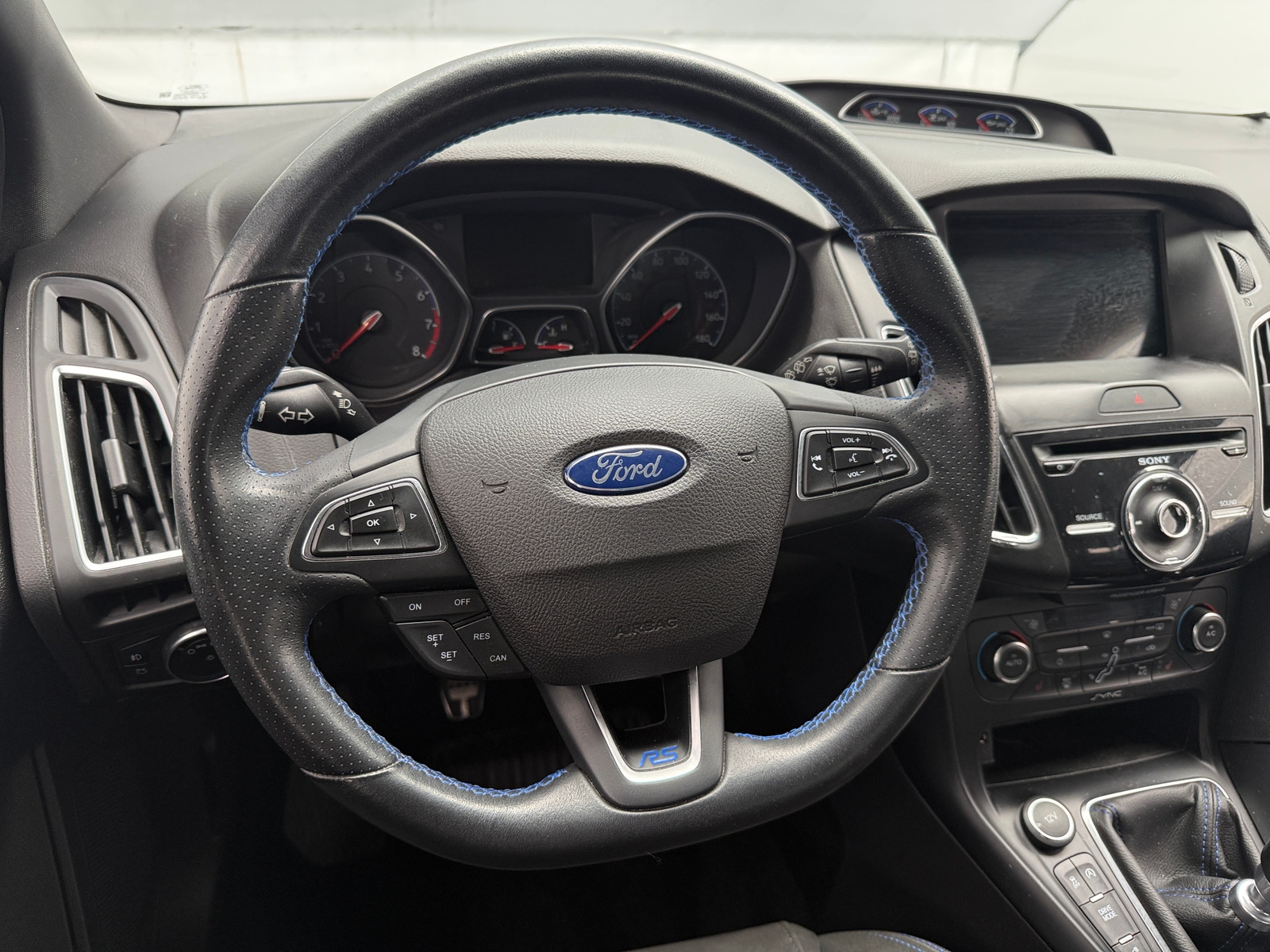 Thumbnail: 2017 Ford Focus - 5