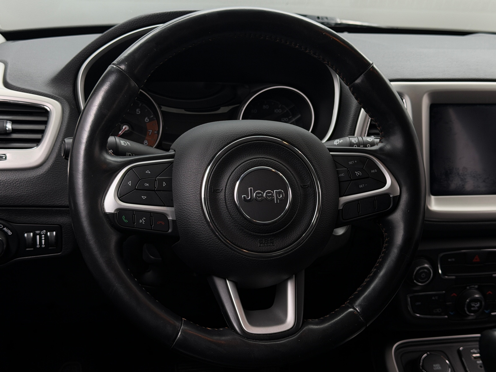 Thumbnail: 2020 Jeep Compass - 5