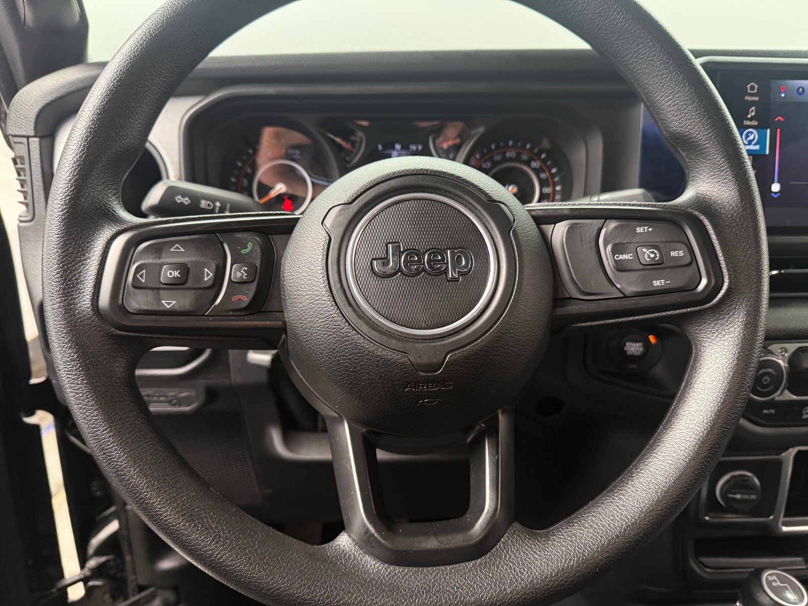Thumbnail: 2024 Jeep Wrangler - 5