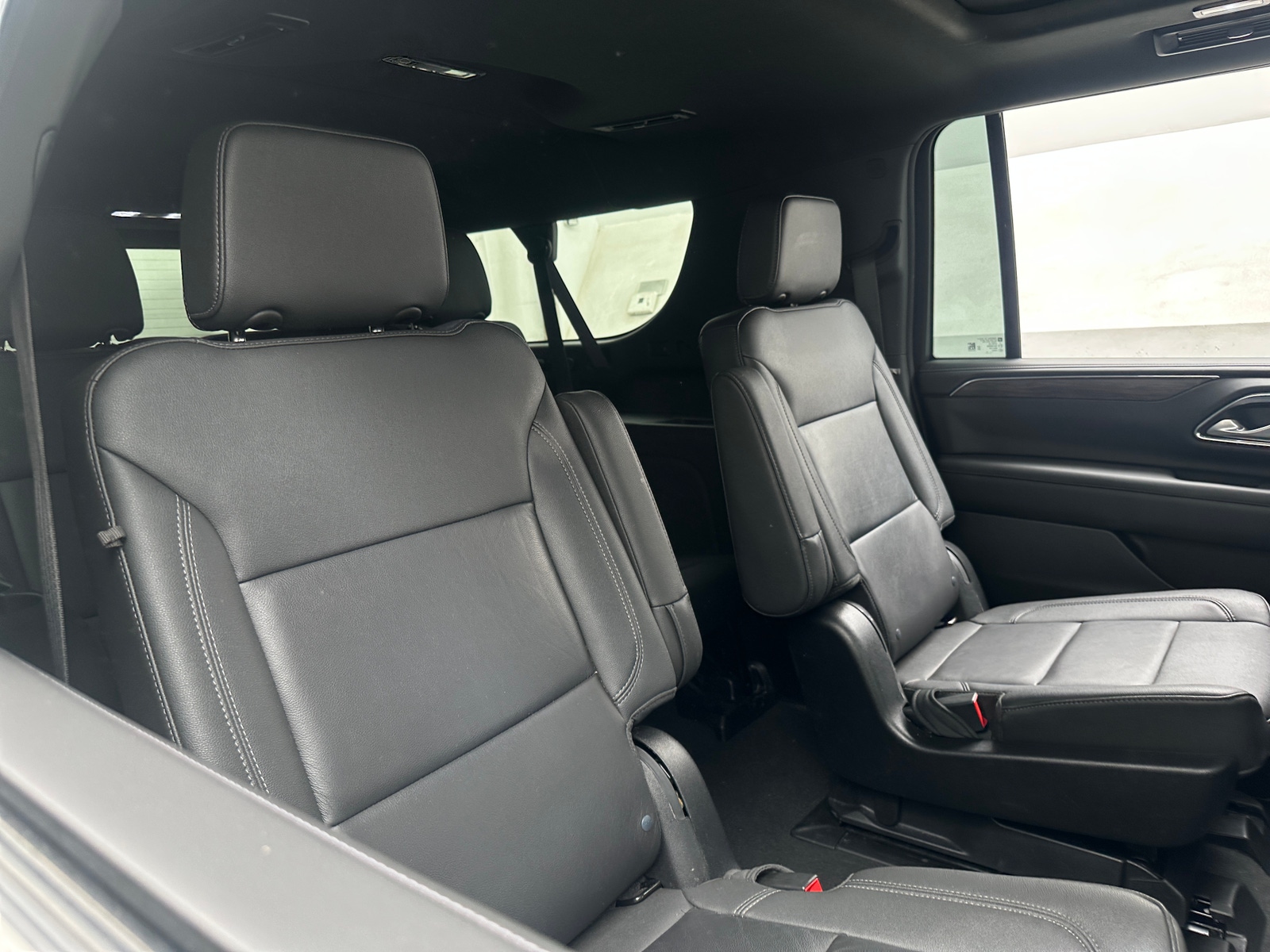 Thumbnail: 2022 Chevrolet Suburban - 5