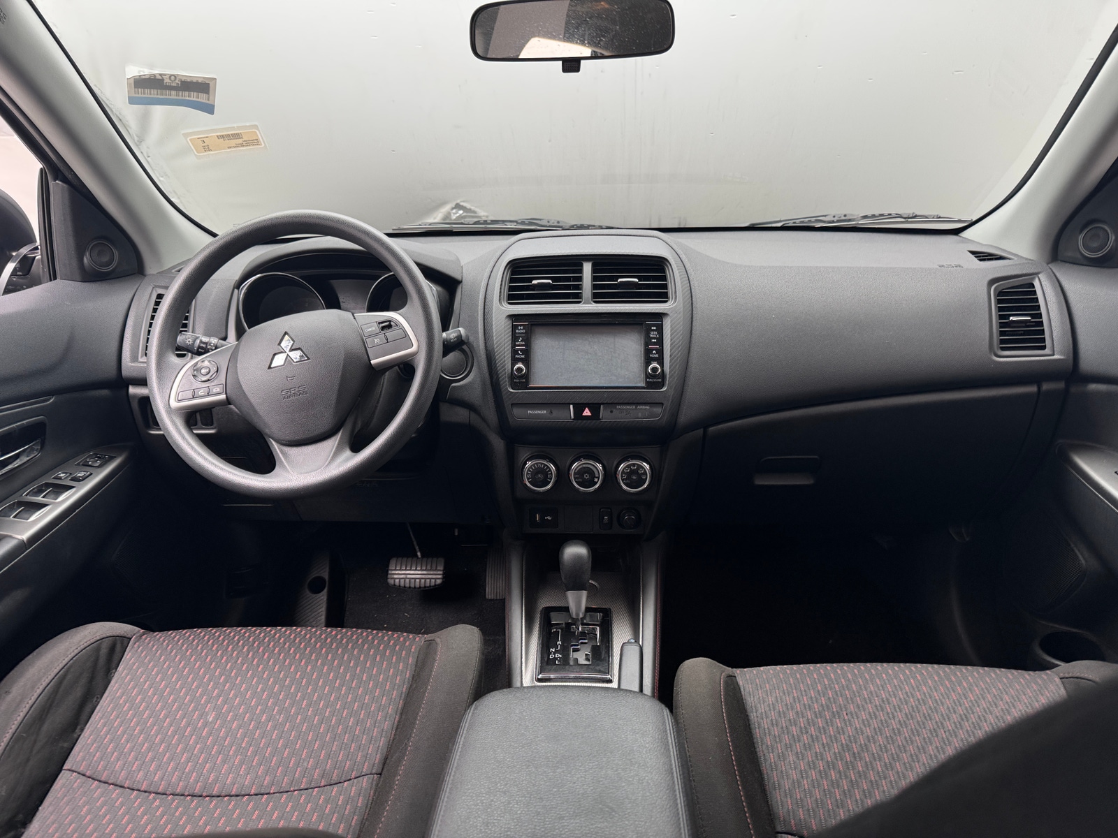Thumbnail: 2019 Mitsubishi Outlander Sport - 3