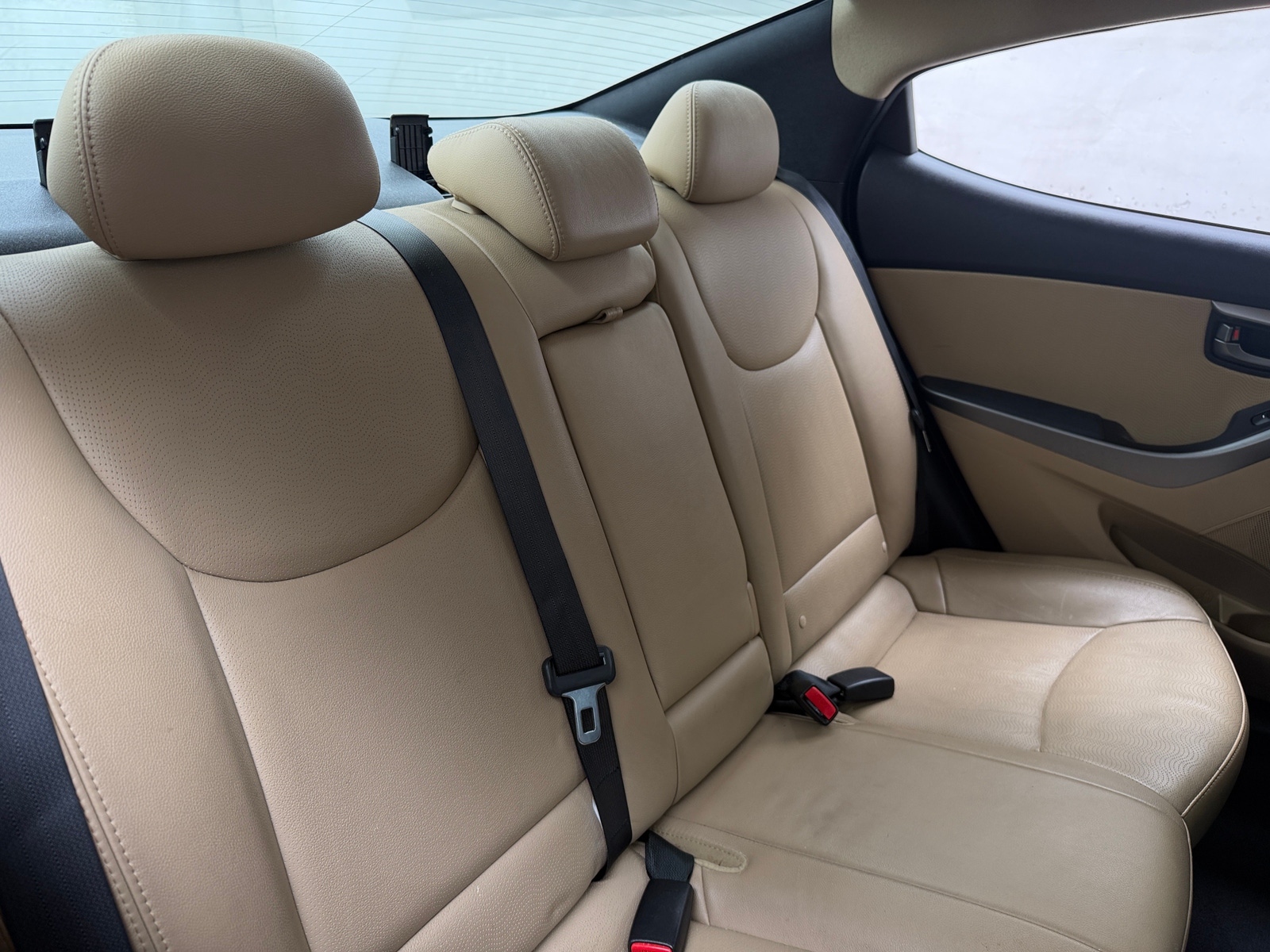 Thumbnail: 2013 Hyundai Elantra - 5