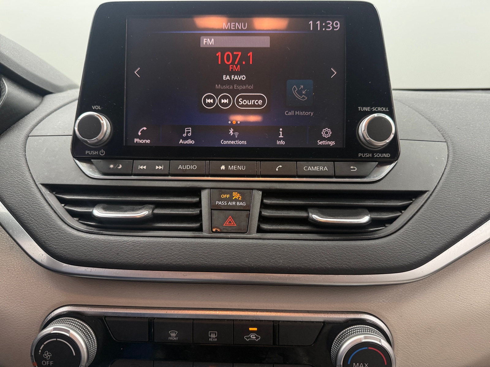 Thumbnail: 2019 Nissan Altima - 4