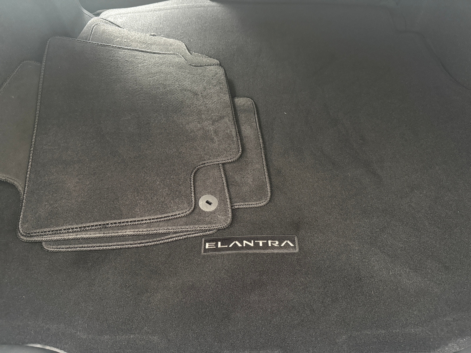 Thumbnail: 2023 Hyundai Elantra - 6