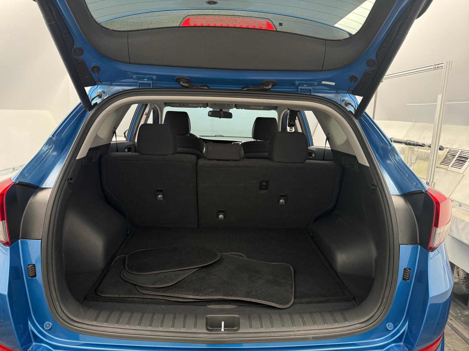 Thumbnail: 2017 Hyundai Tucson - 7